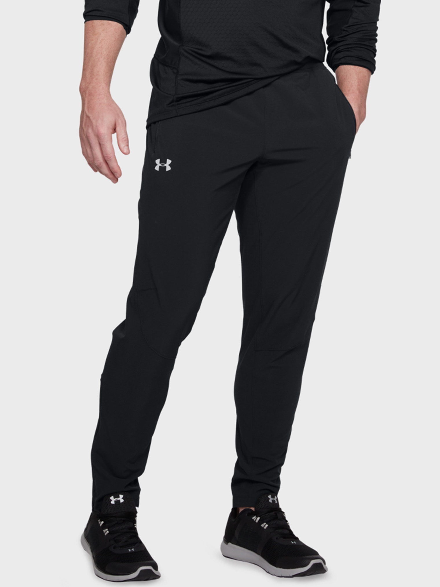 

Спортивные штаны Under Armour 1305203-001 M Черные