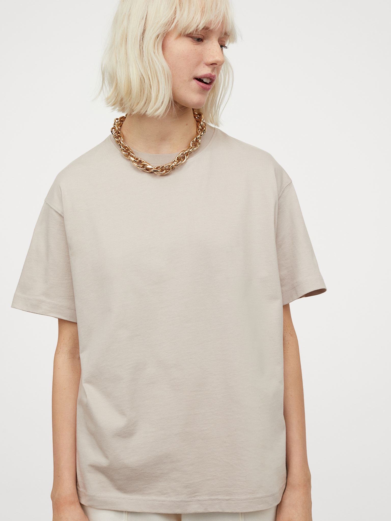 

Футболка H&M 060806388 S Серая с бежевым