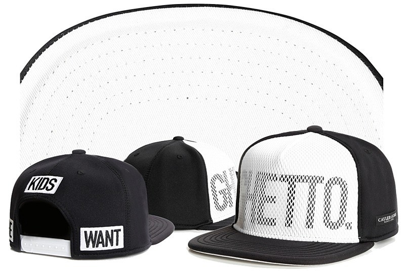 

Чоловіча бейсболка snapback SM047
