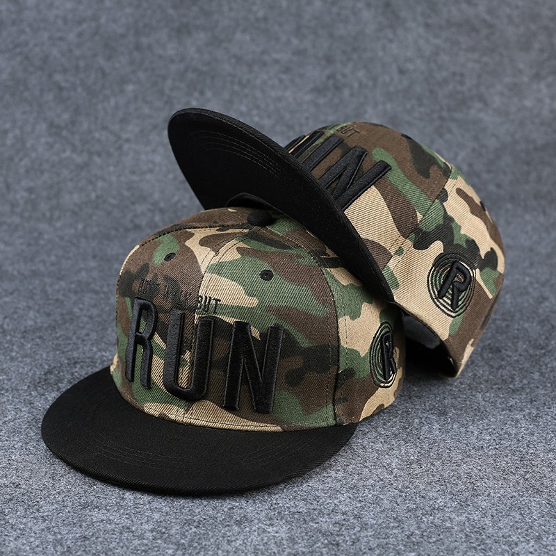 

Чоловіча бейсболка snapback SM04