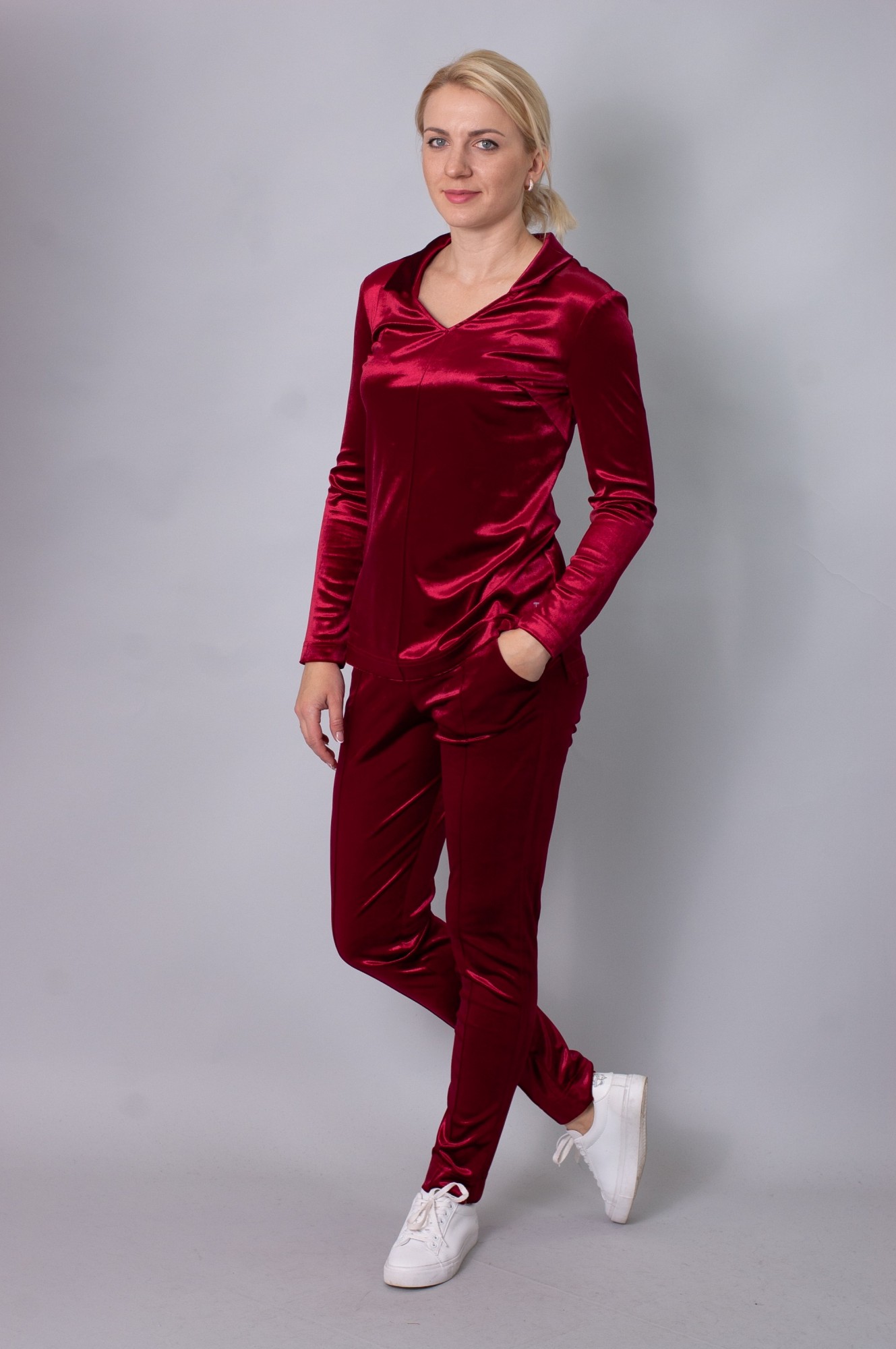 

Жіночий спортивний костюм Stefanie L K100 бордовий 34р (К100б34)