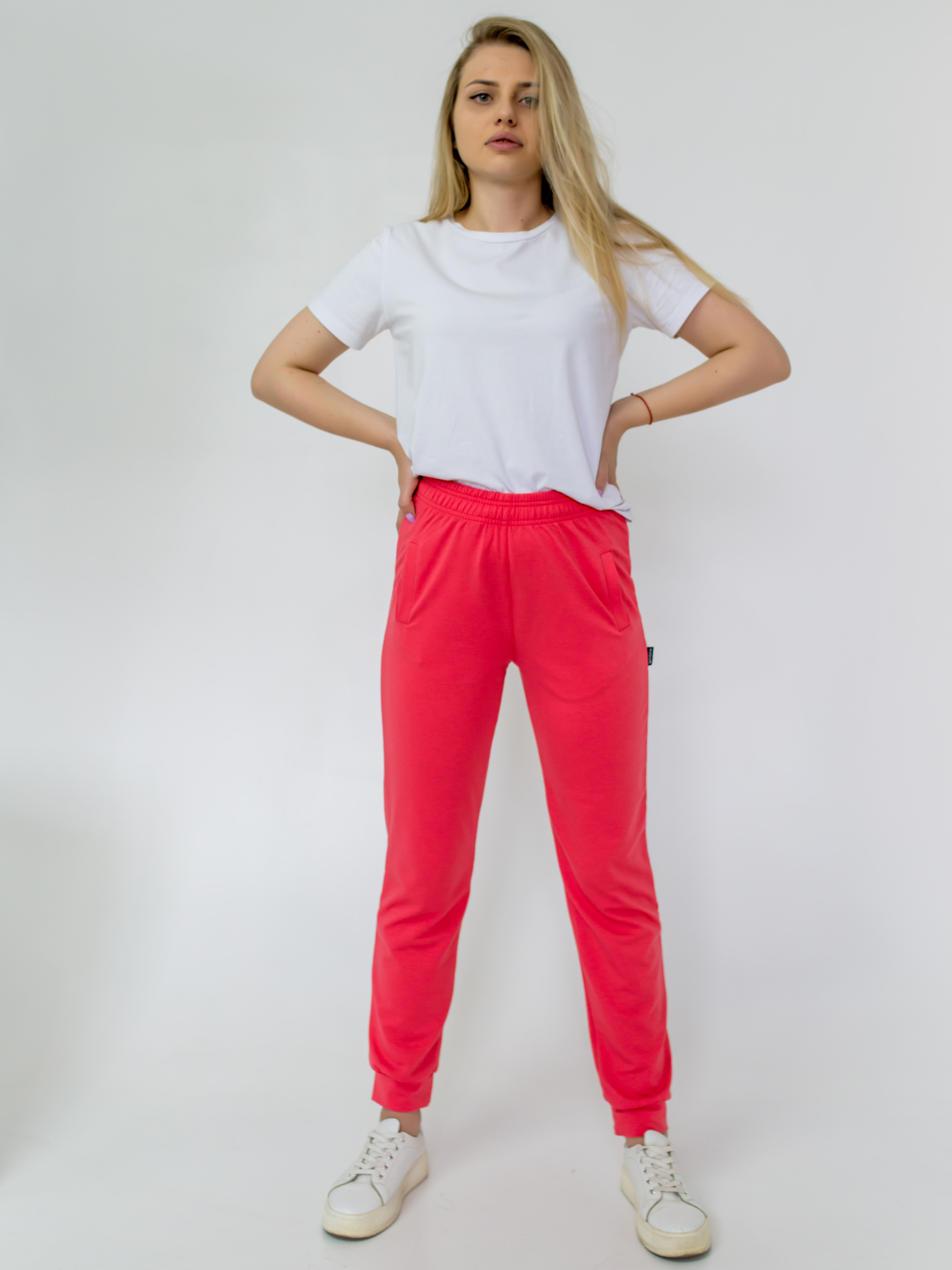 Акція на Спортивні штани жіночі Kodor Standart КБ1106 XS Рожеві/Коралові від Rozetka