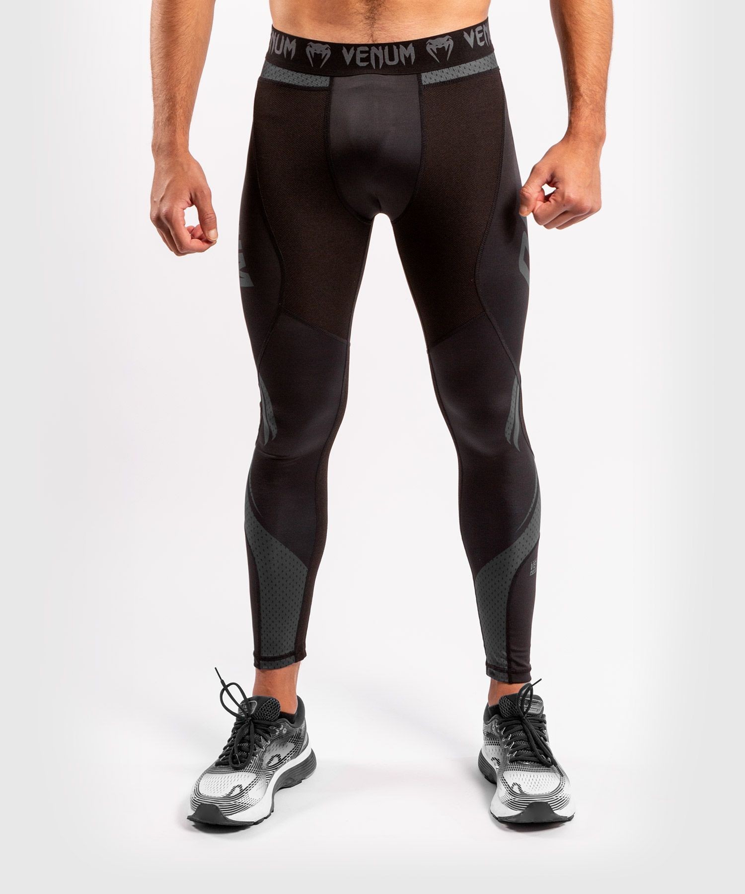 

Компрессионные штаны Venum ONE FC Impact Compression Tights Размер: M