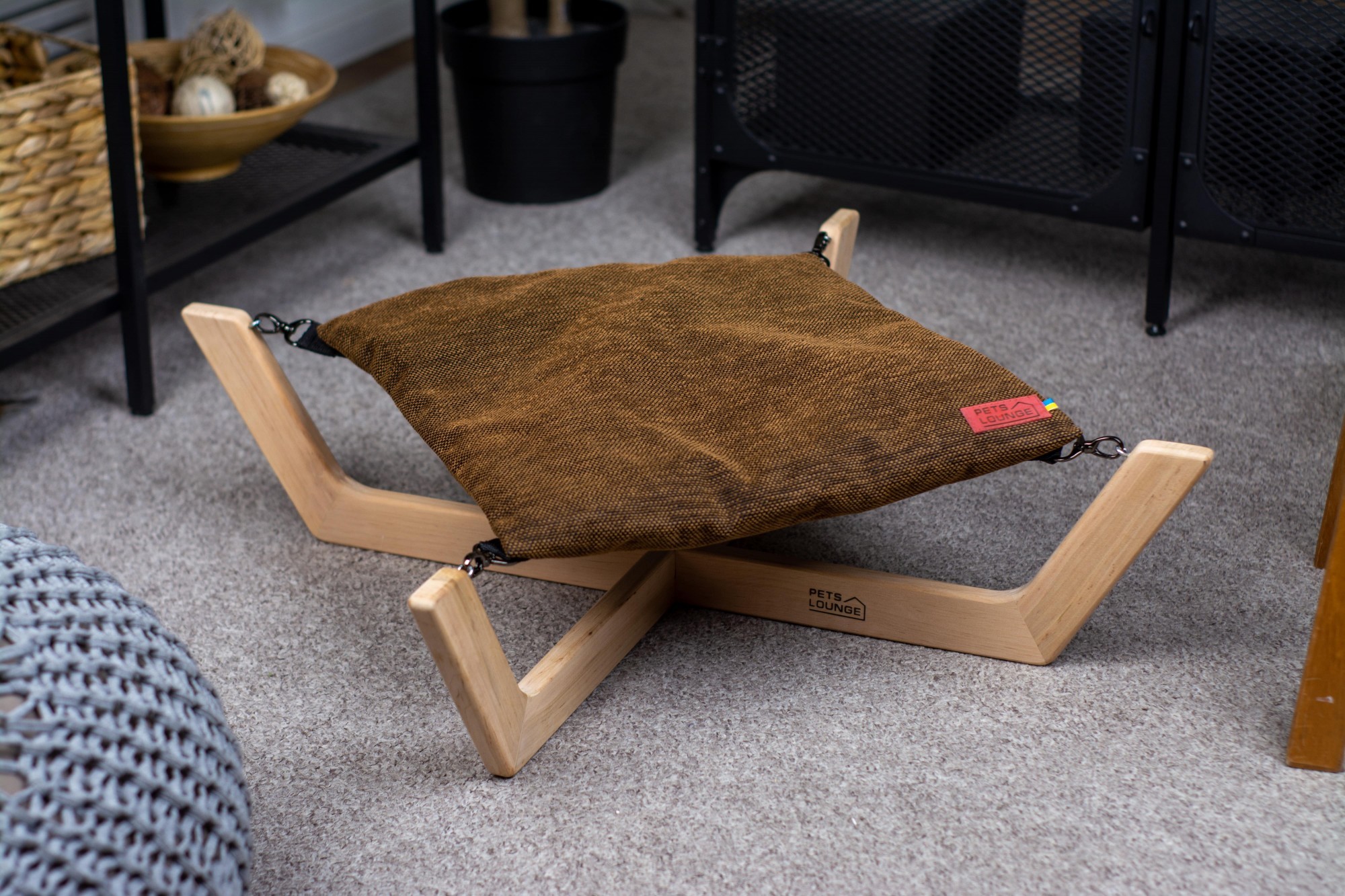 

Лежак для собак и котов Pets Lounge Big Hammock, коричневый