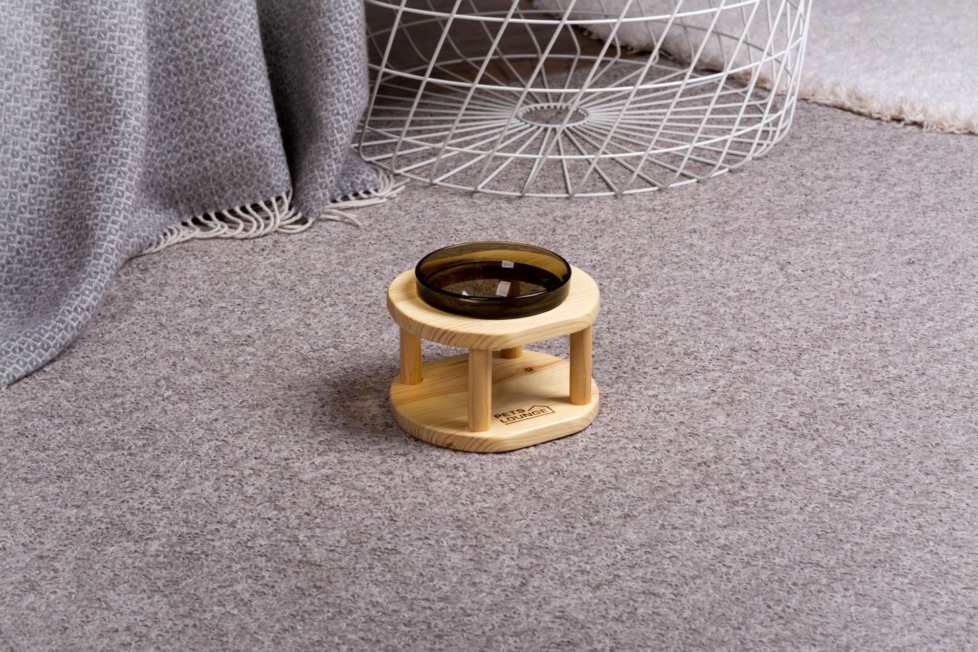 

Подставка с мисками для собак и кошек Pets Lounge Bowl Black, 200 мл
