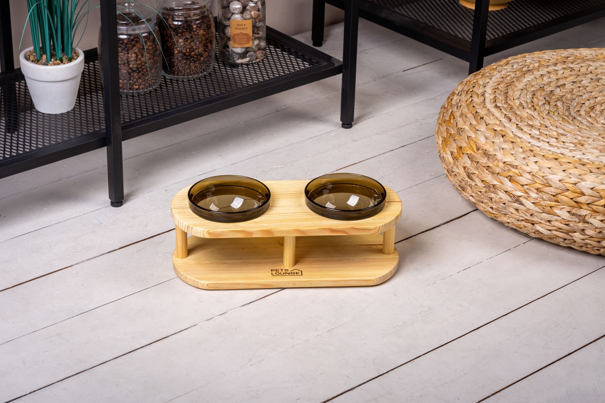 

Подставка с мисками для собак и кошек Pets Lounge Bowl Black, 2х200 мл