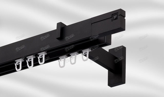 

Карниз двойной Square Line 300 см. Чёрный Финал Квадро с чёрным камнем