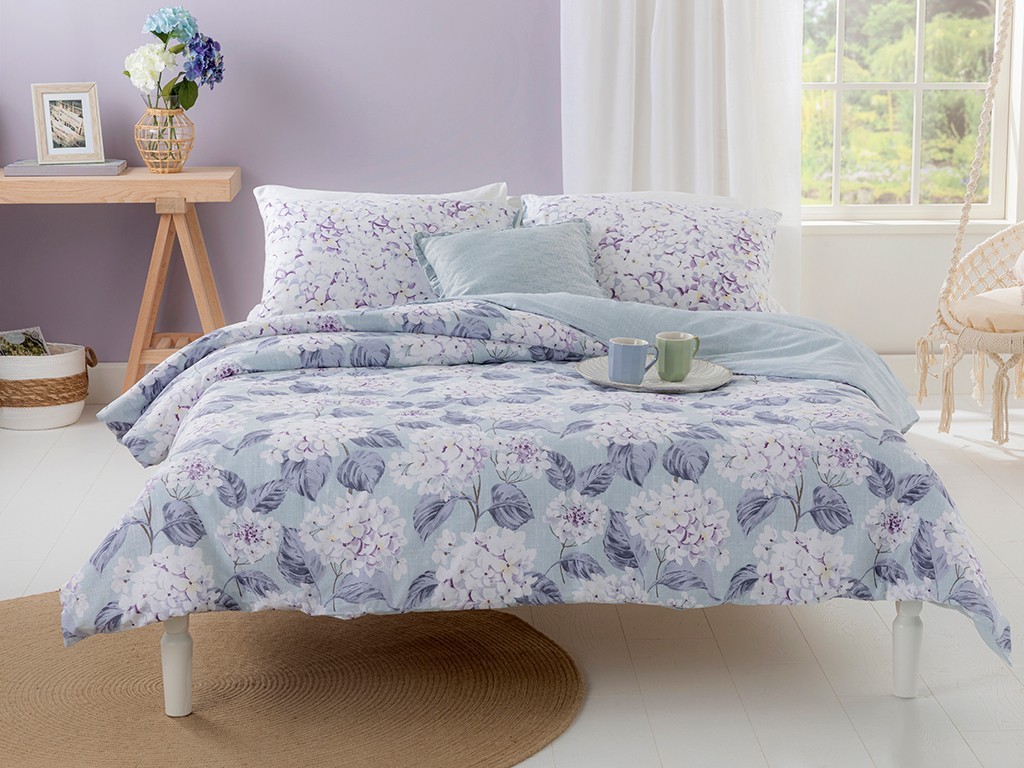 

Набор постельного белья English Home Hyrangea Bouquet 160х220 см 10031967001