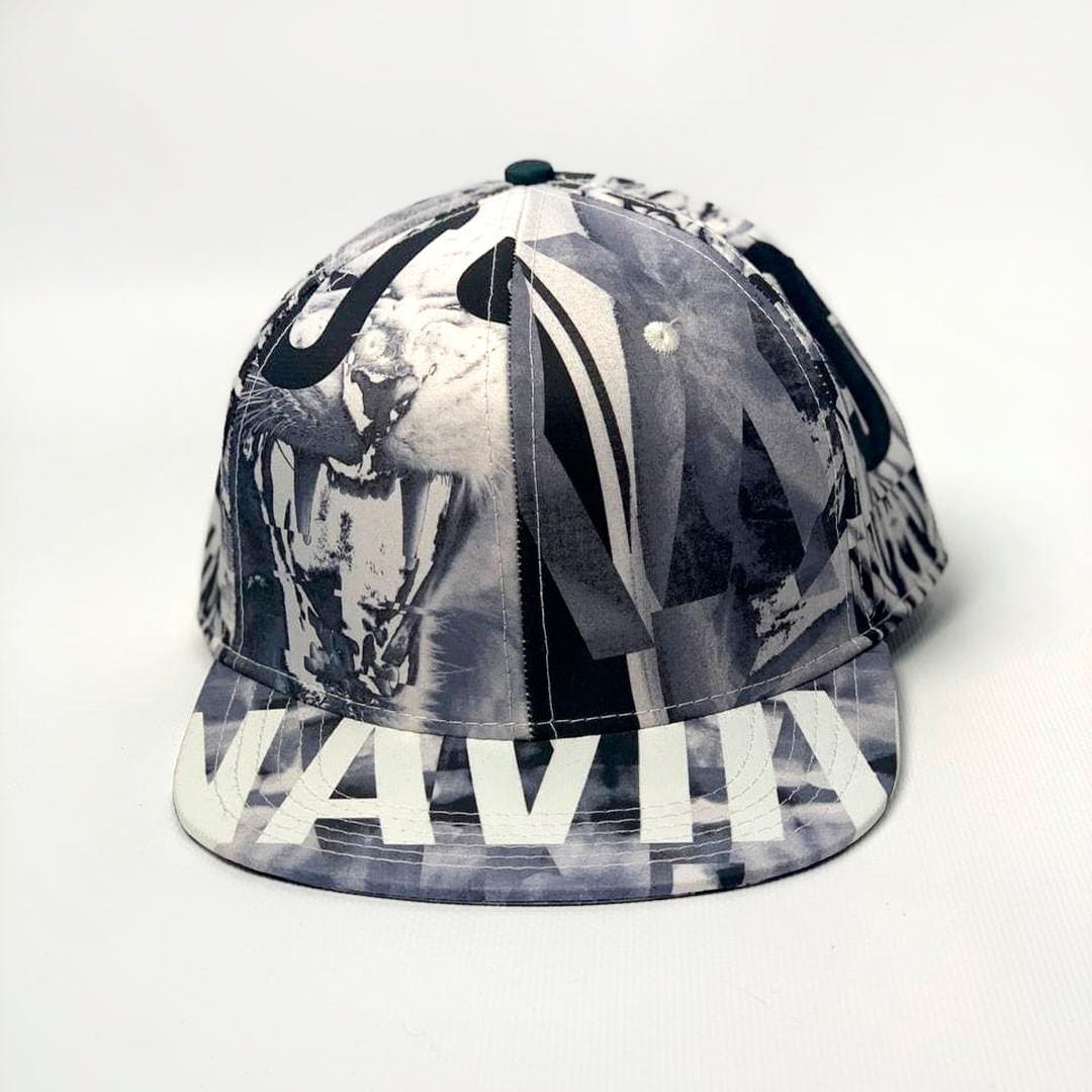 

Бейсболка кепка унисекс NAVIIV Tiger