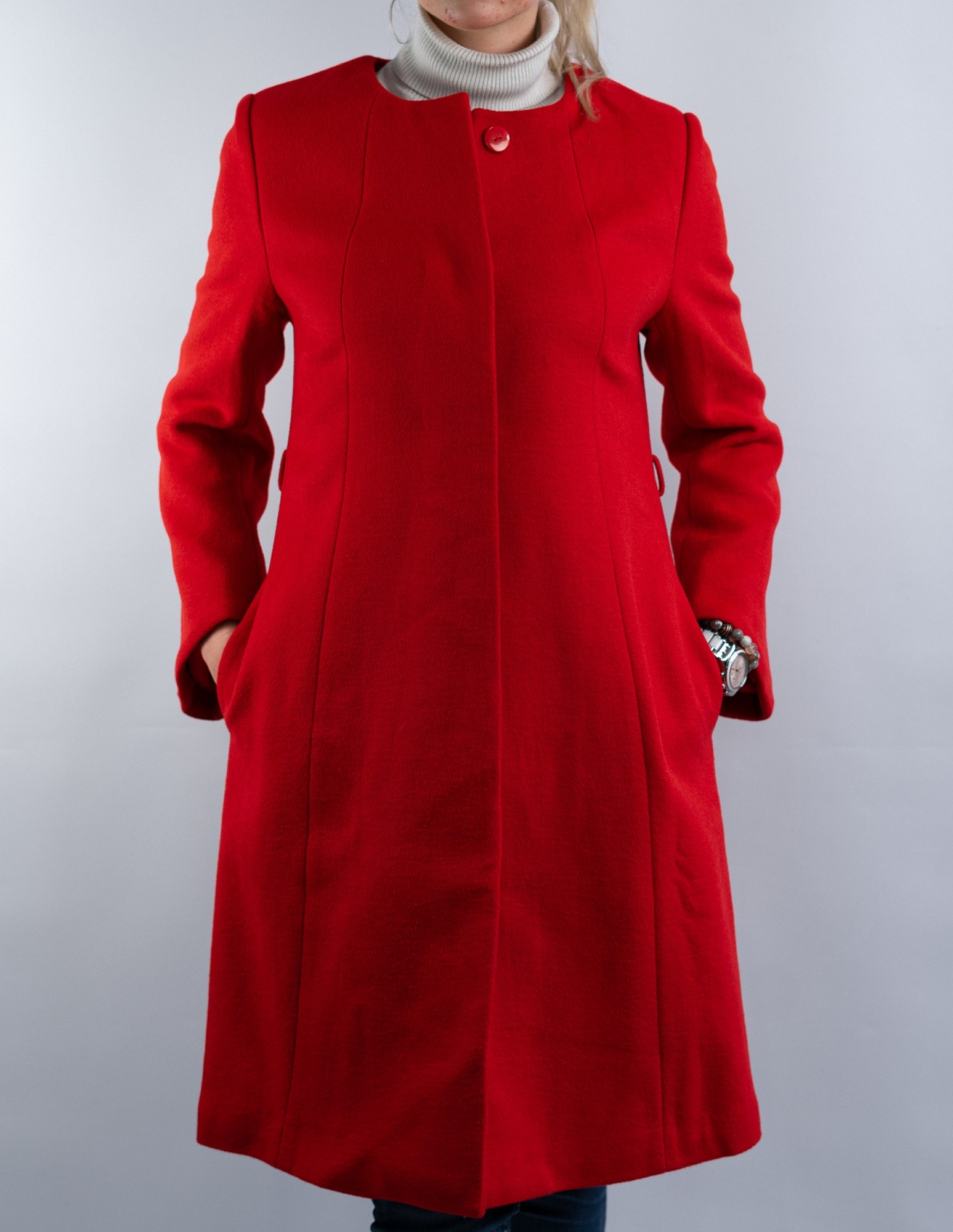 

Женское пальто Vero Moda Classic размер L красный
