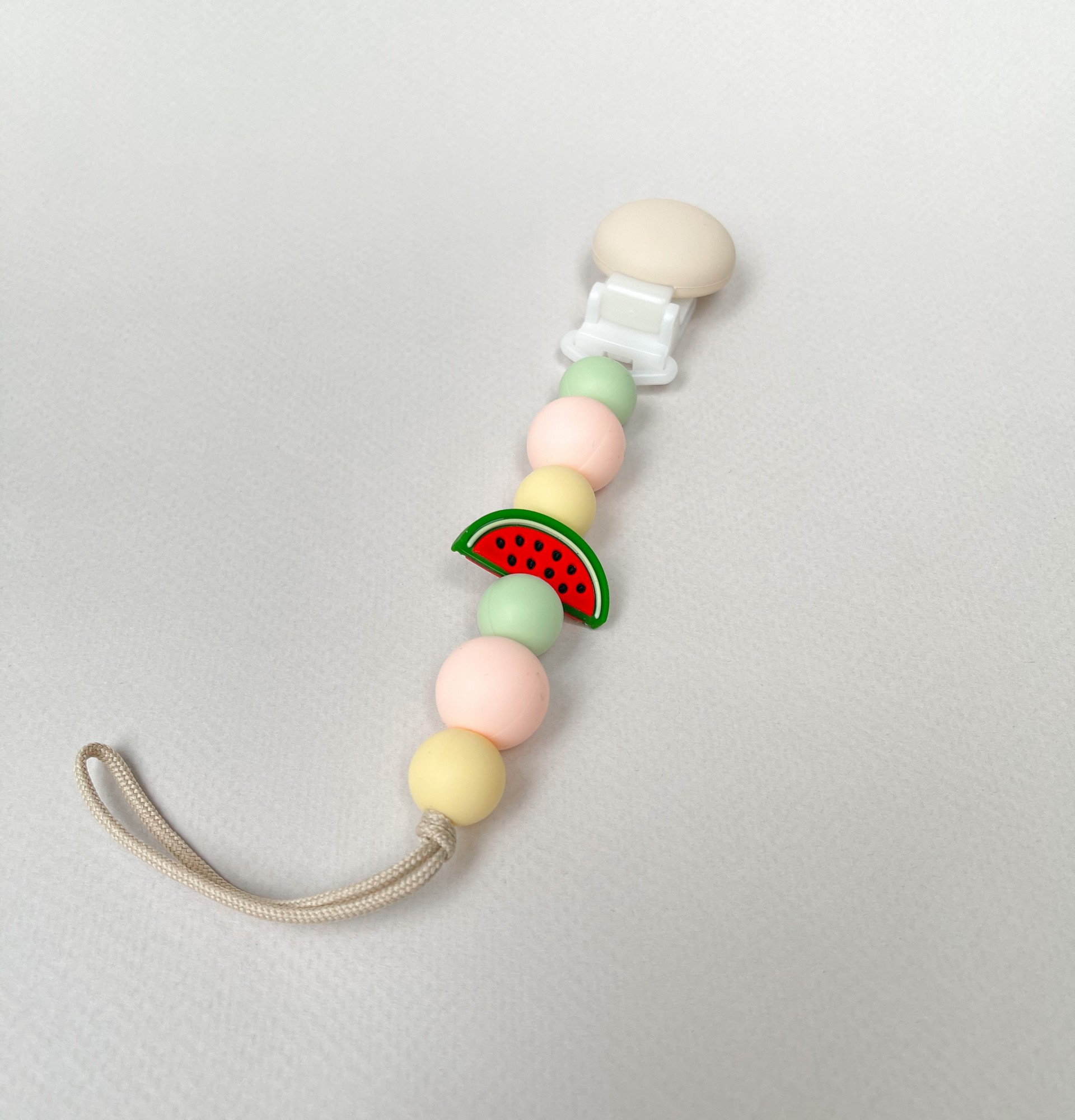

Держатель для пустышки Watermelon Beige