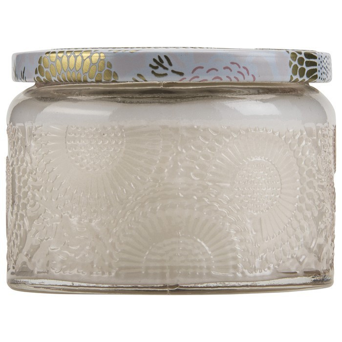 

Ароматическая свеча VOLUSPA Japonica Panjore Lychee 90g