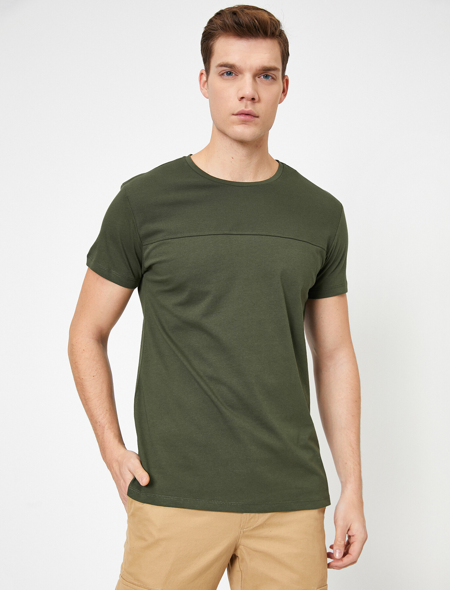 

Футболка Koton 0YAM12031OK-888 M D.Khaki