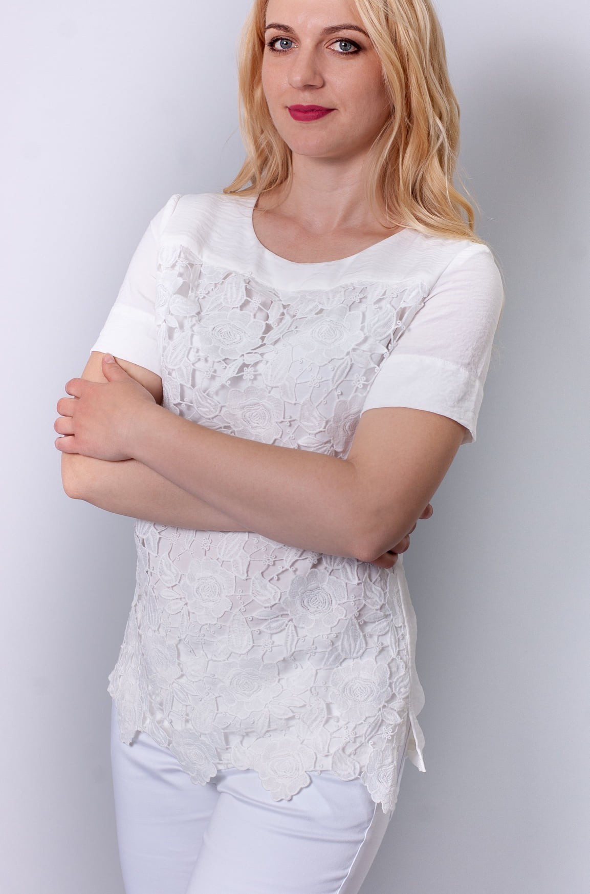 

Жіноча блуза Stefanie L В235 молочна 42р