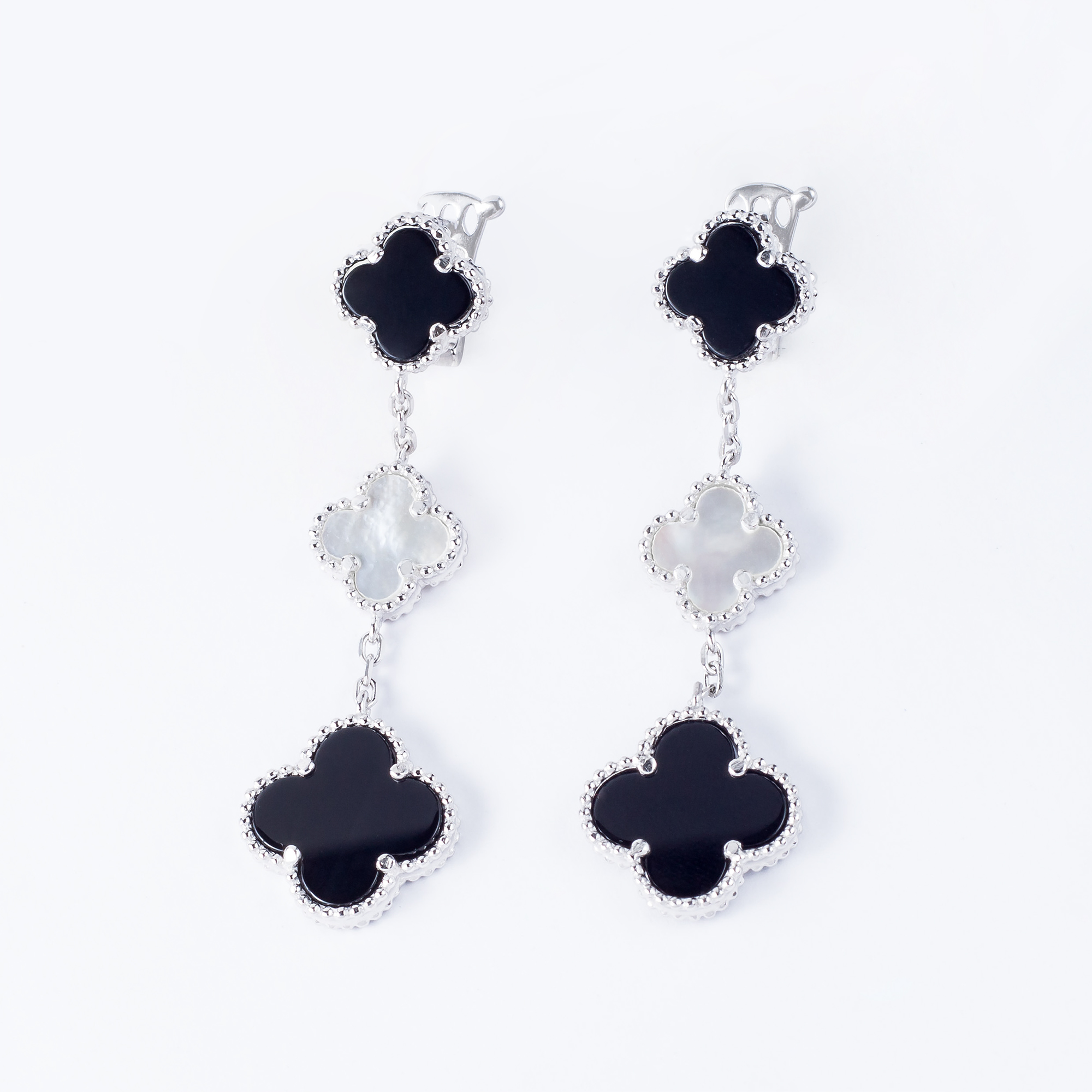 

Сережки TOP Silver 7,40 г 520636чб