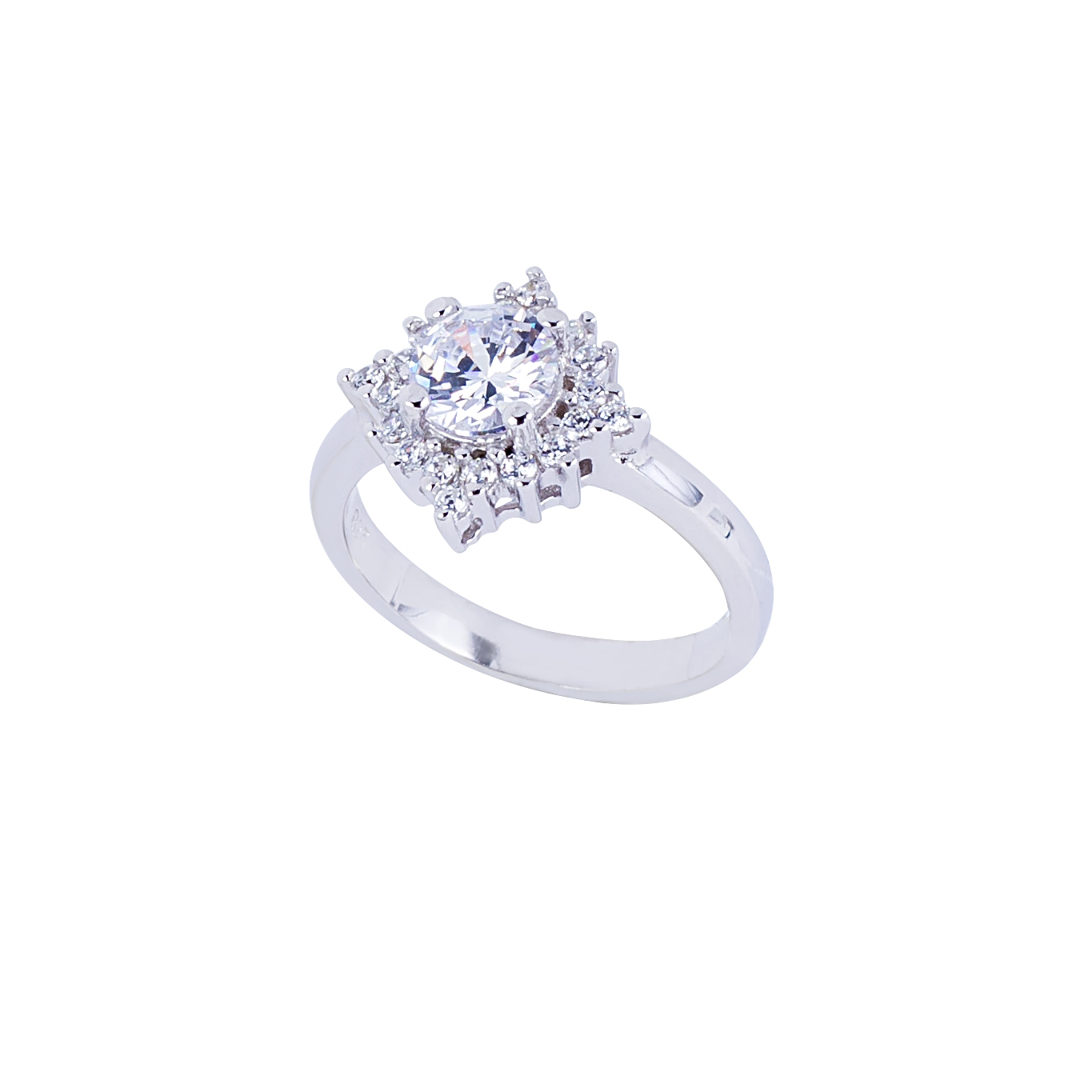 

Каблучка TOP Silver размер 18,0 3,55 г 9510179б
