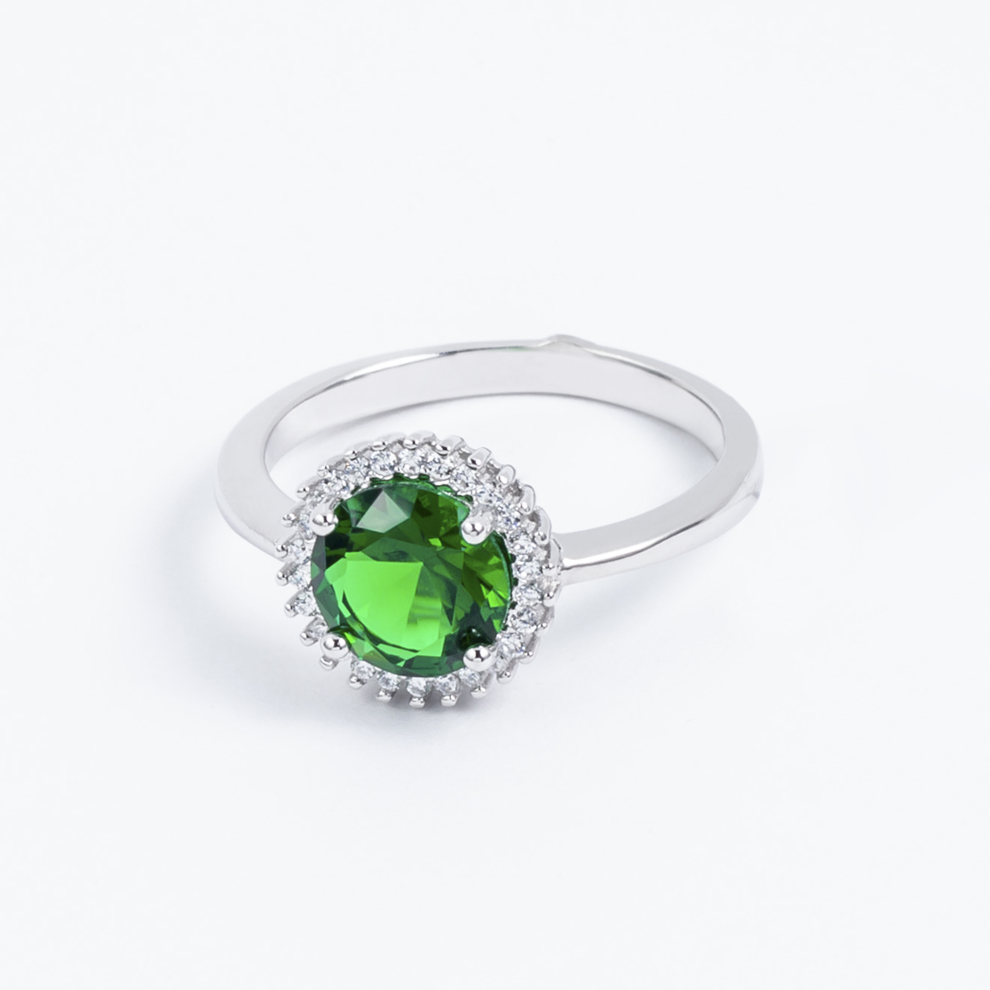 

Каблучка TOP Silver размер 18,5 3,57 г 9510170з