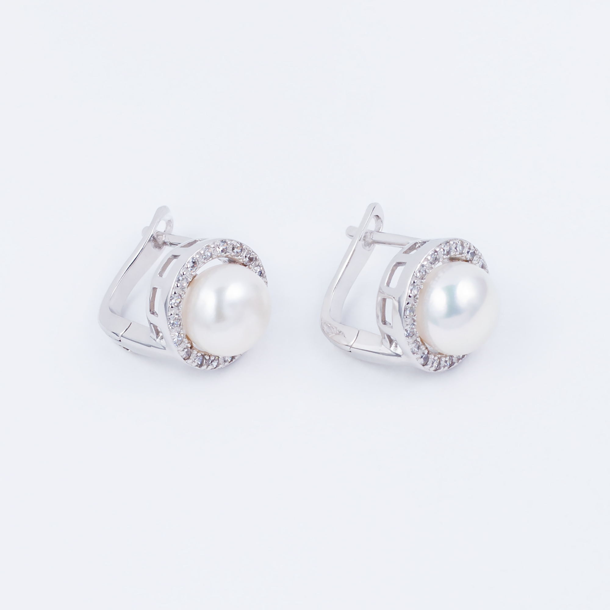 

Сережки TOP Silver 4,45 г 9520118б
