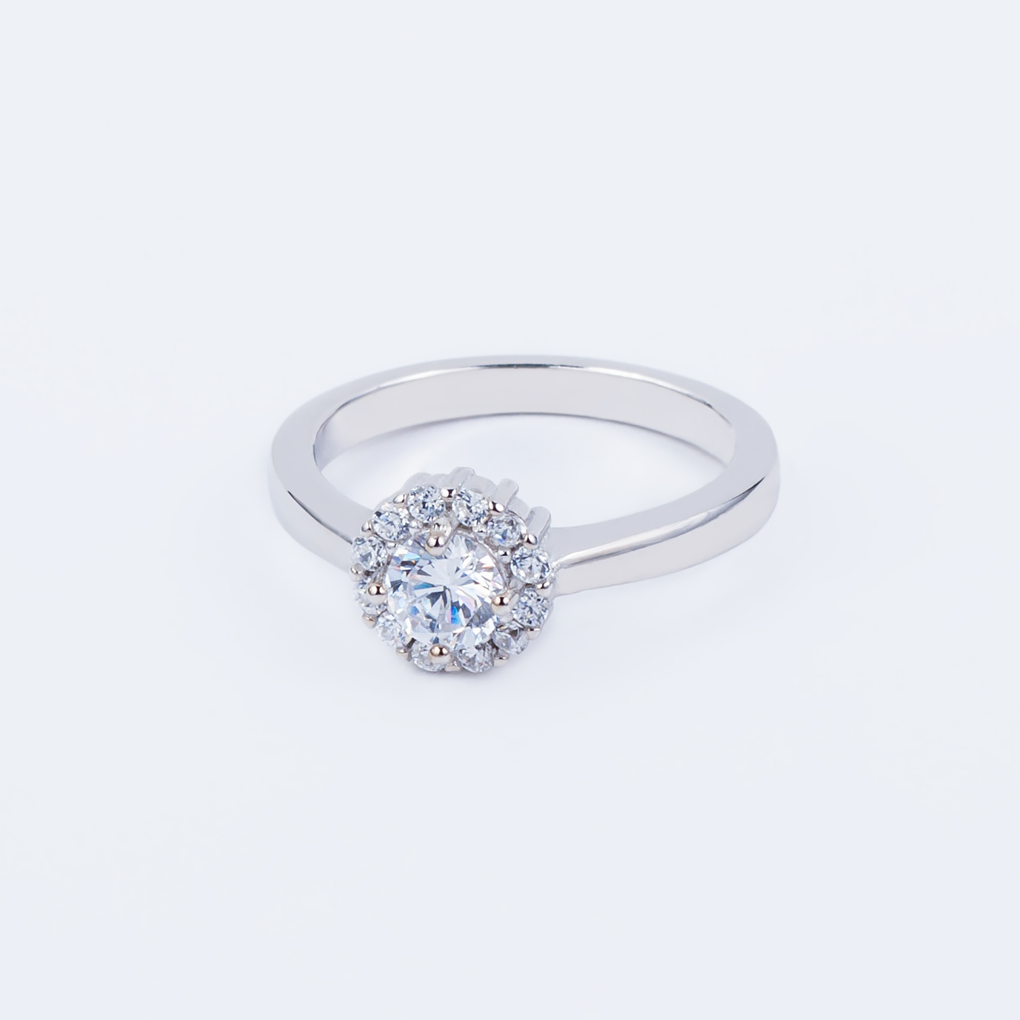 

Каблучка TOP Silver розмір 17,5 3,42 г