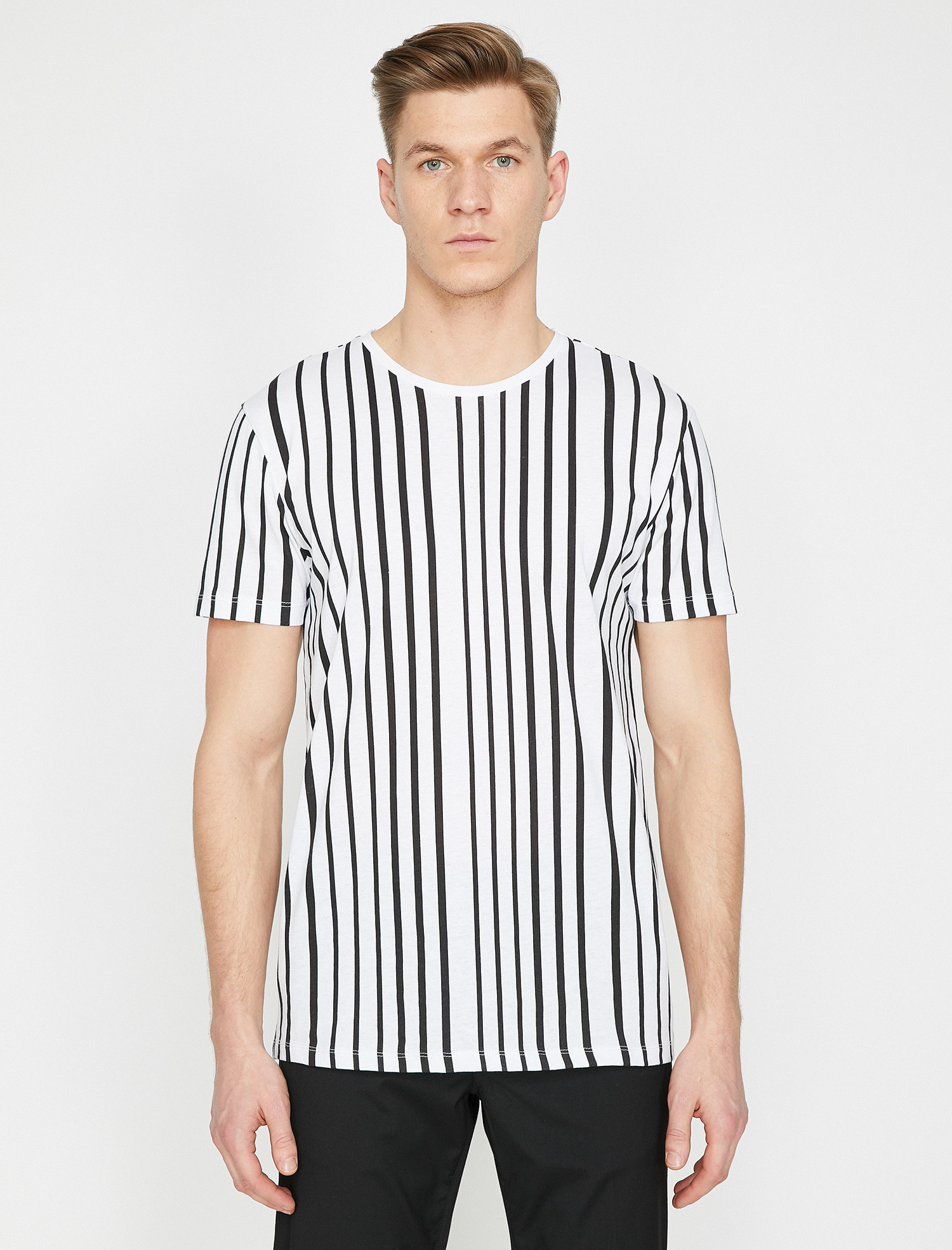 

Футболка Koton 9YAM12020LK-02N XS Black Stripe