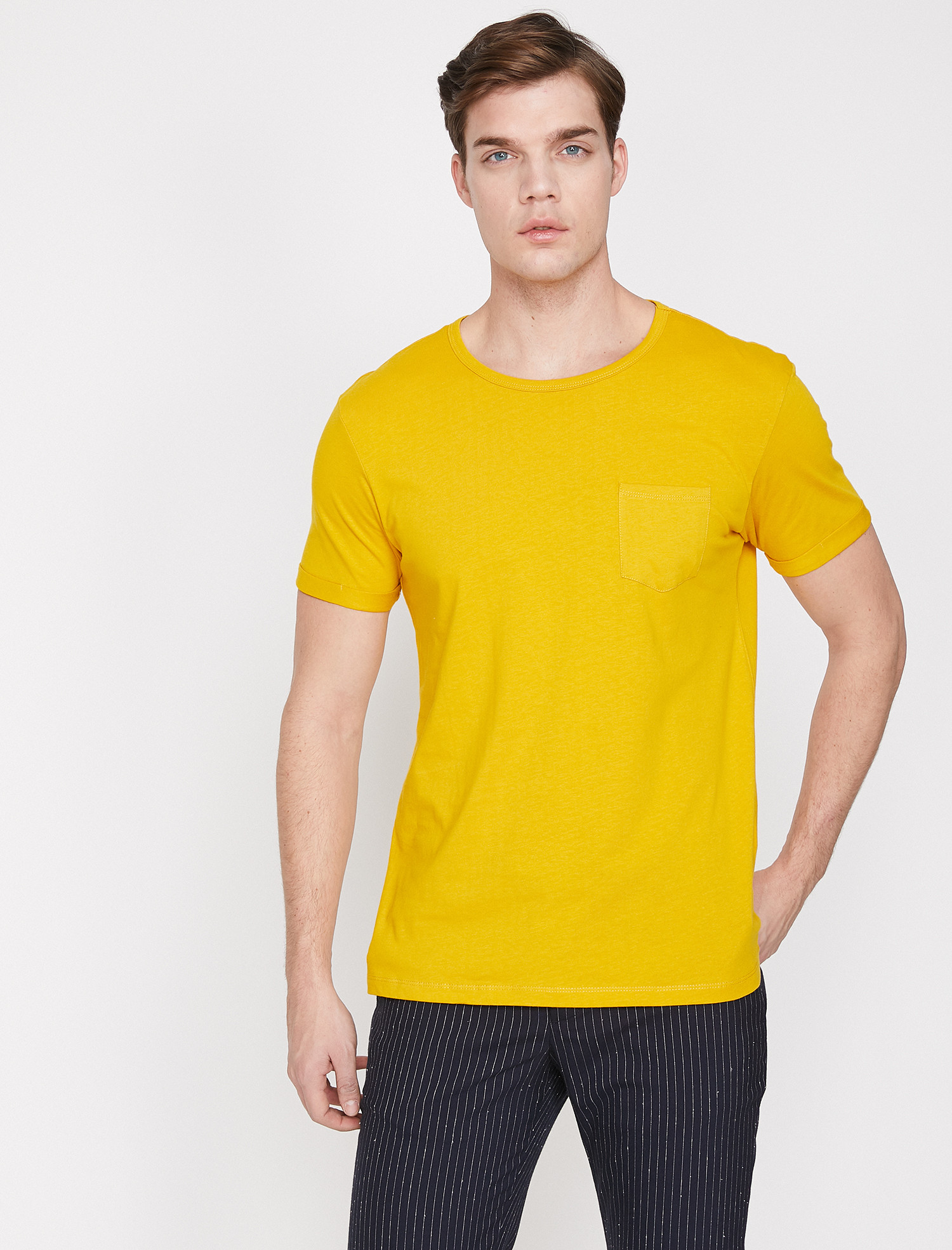 

Футболка Koton 9YAM12317LK-151 3XL Yellow