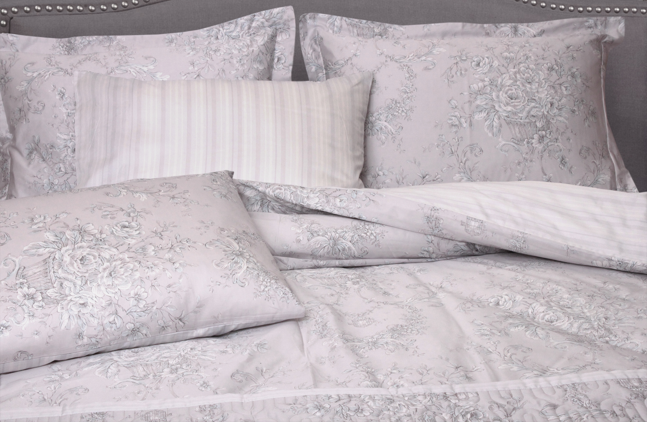 

Комплект постельного белья LUXURY LINENS Jamaica 160*220