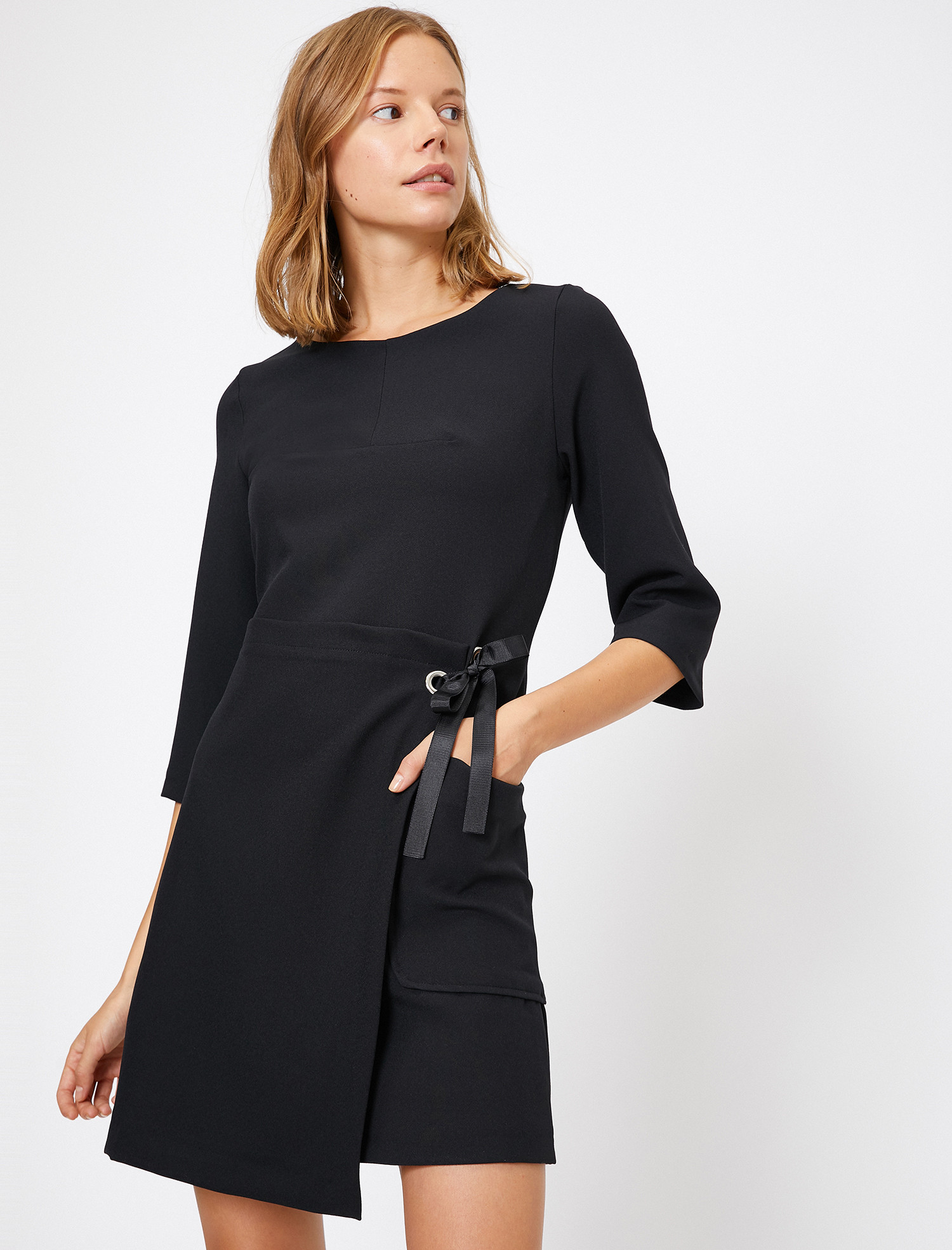 

Платье Koton 0KAK88750PW-999 38 Black