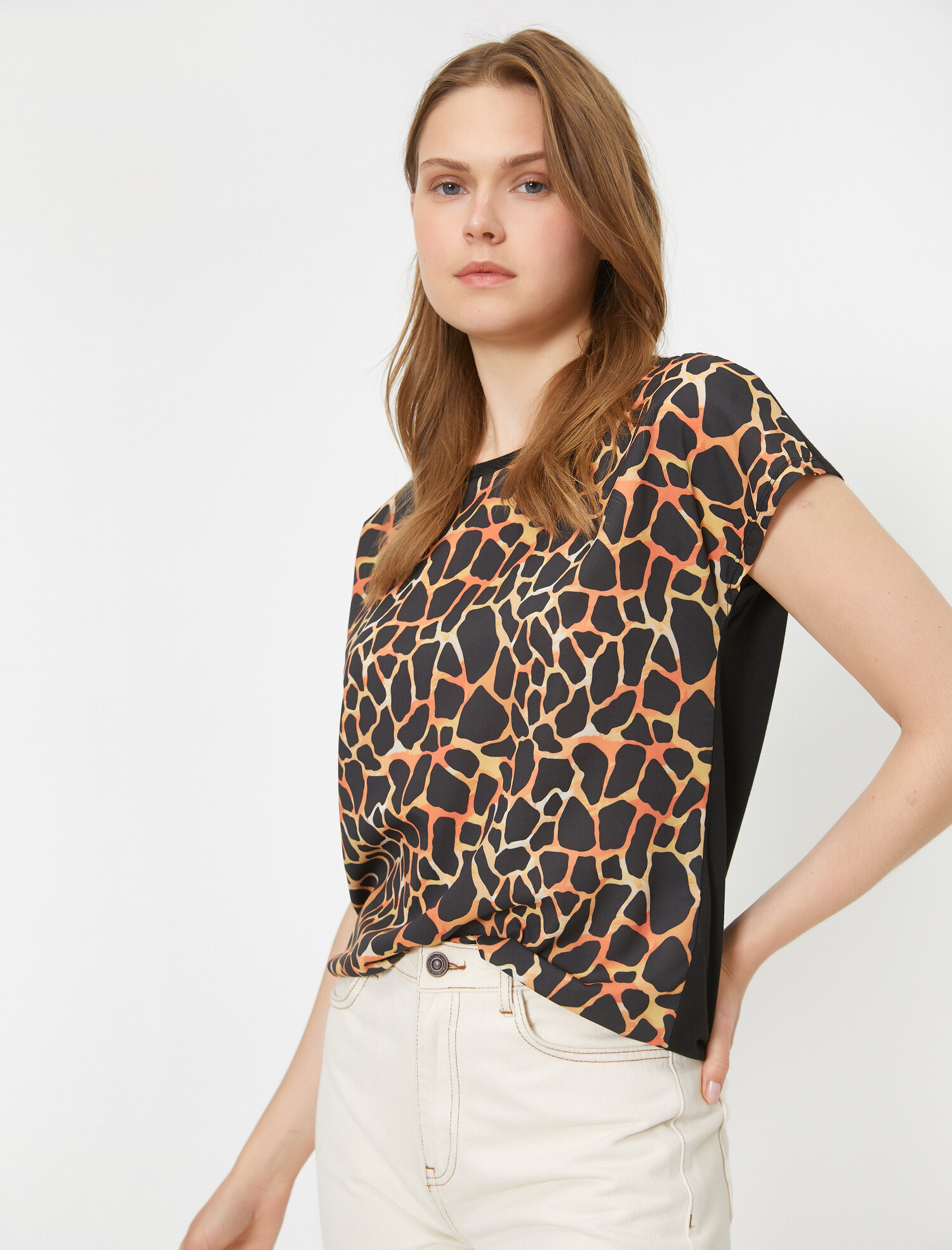 

Футболка Koton 0KAK13654GK-22E S Black Design