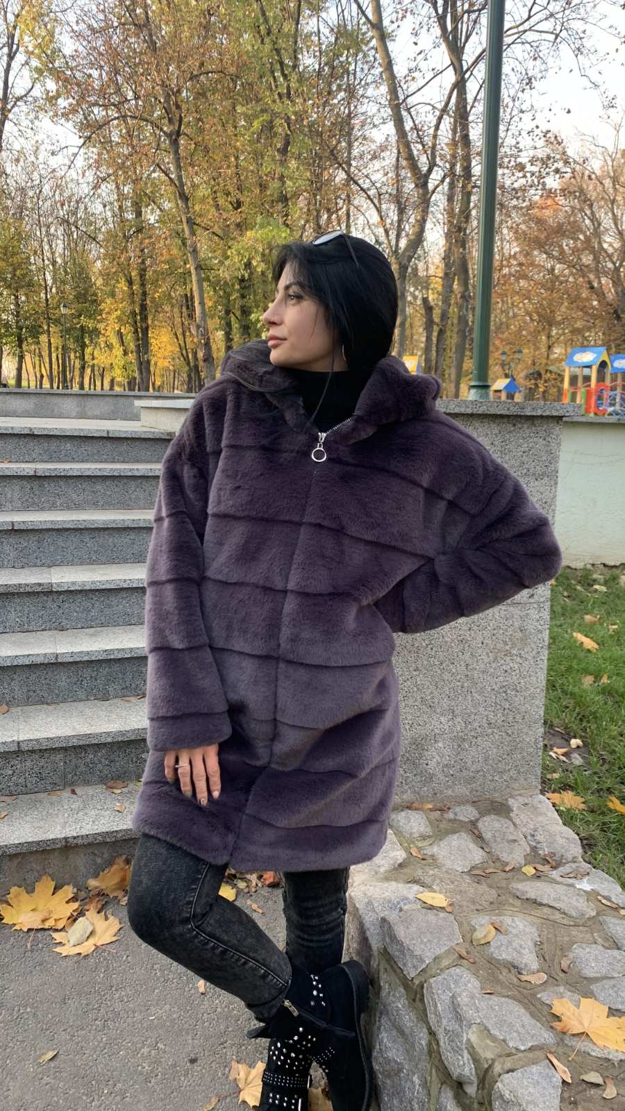 

Fashions • Шуба Aubrie Fashions 56 сирень (№026к-бр)