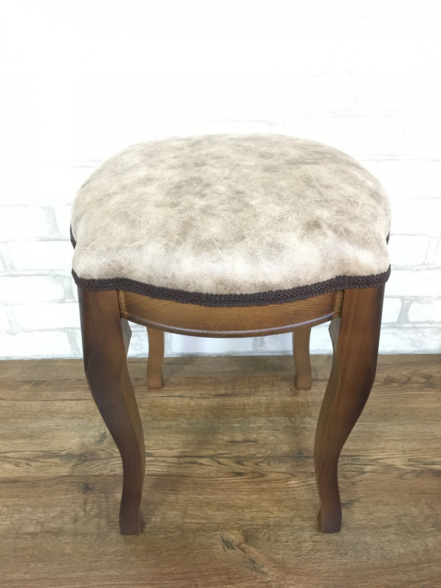 

Табурет деревянный Микс Мебель Верона орех