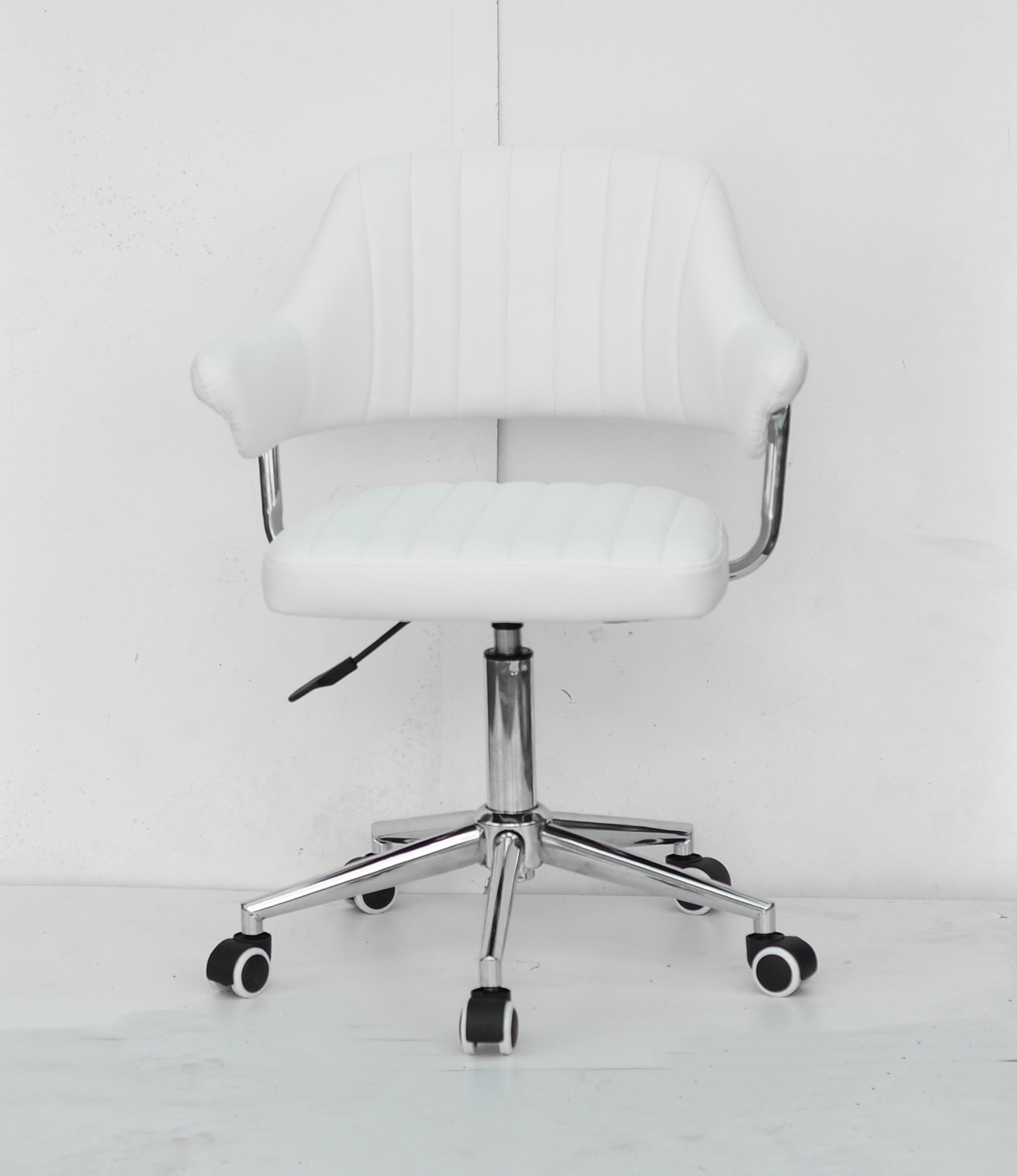 

Кресло офисное Onder Mebli JEFF ЭК БЕЛЫЙ MODERN OFFICE