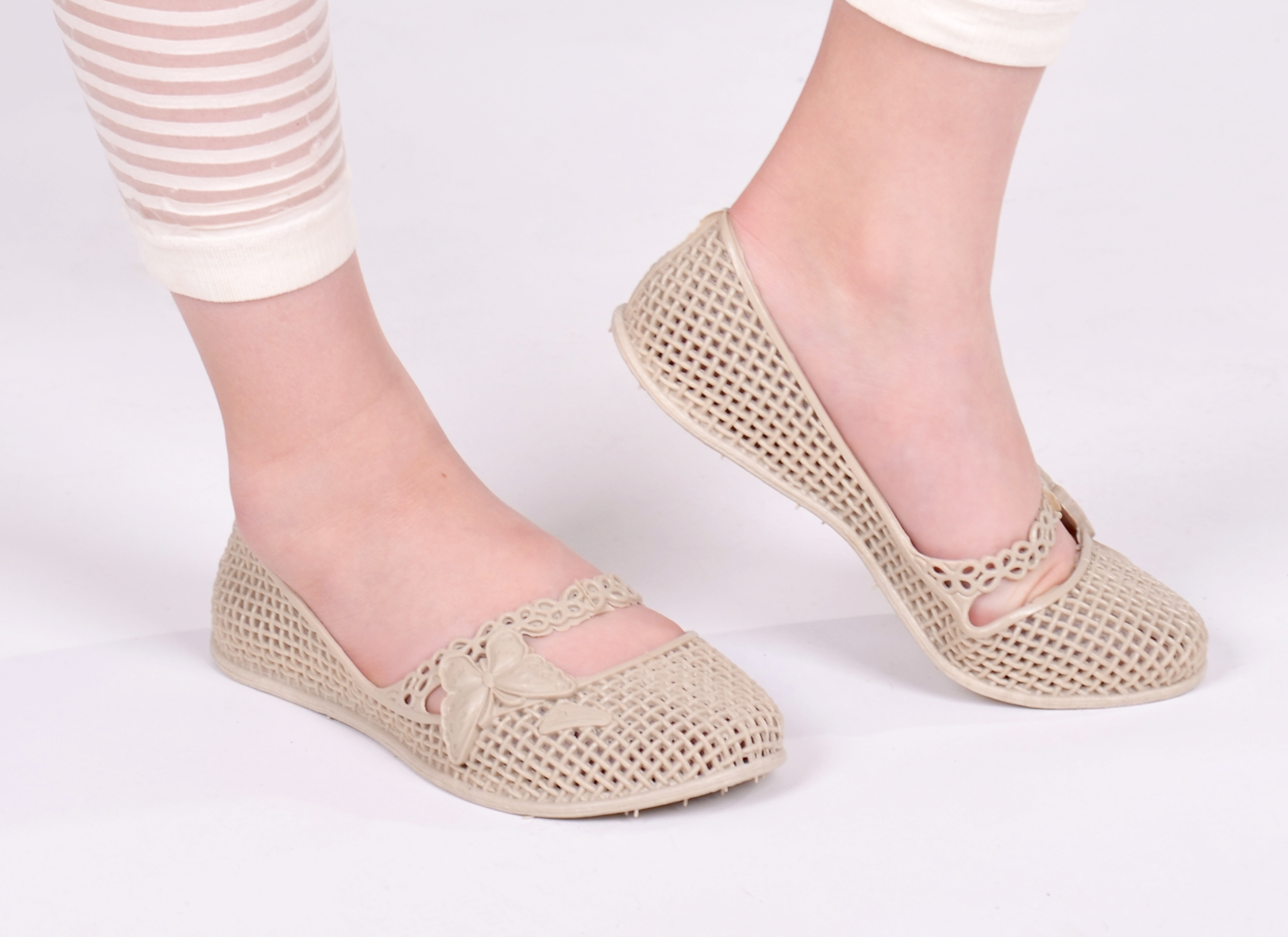 

Детские силиконовые балетки In-Ox- Бежевые In-Ox 25р 14.5см Женский Силикон (ДББ1)