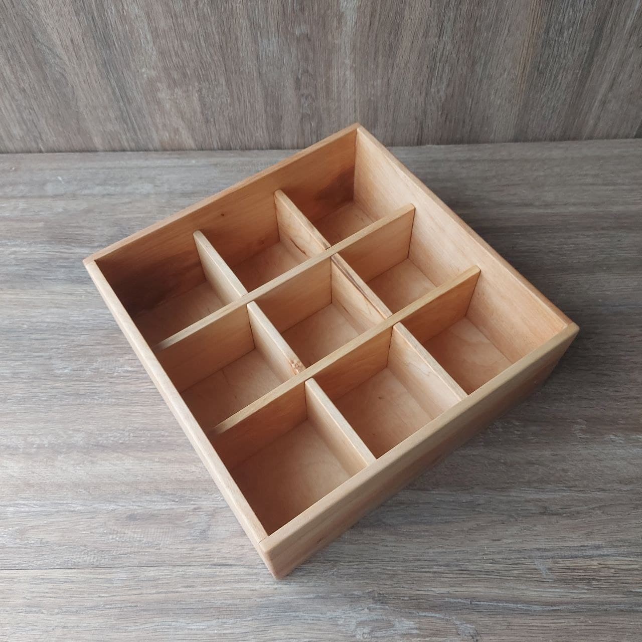 

Коробка Wooden Organizer для хранения чая, 9 ячеек 250мм*200мм*85мм