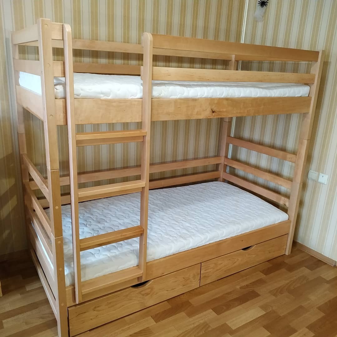 

Кровать двухъярусная RainbowDream Лентори 90х190 см массив ольхи в лаке, с ящиками