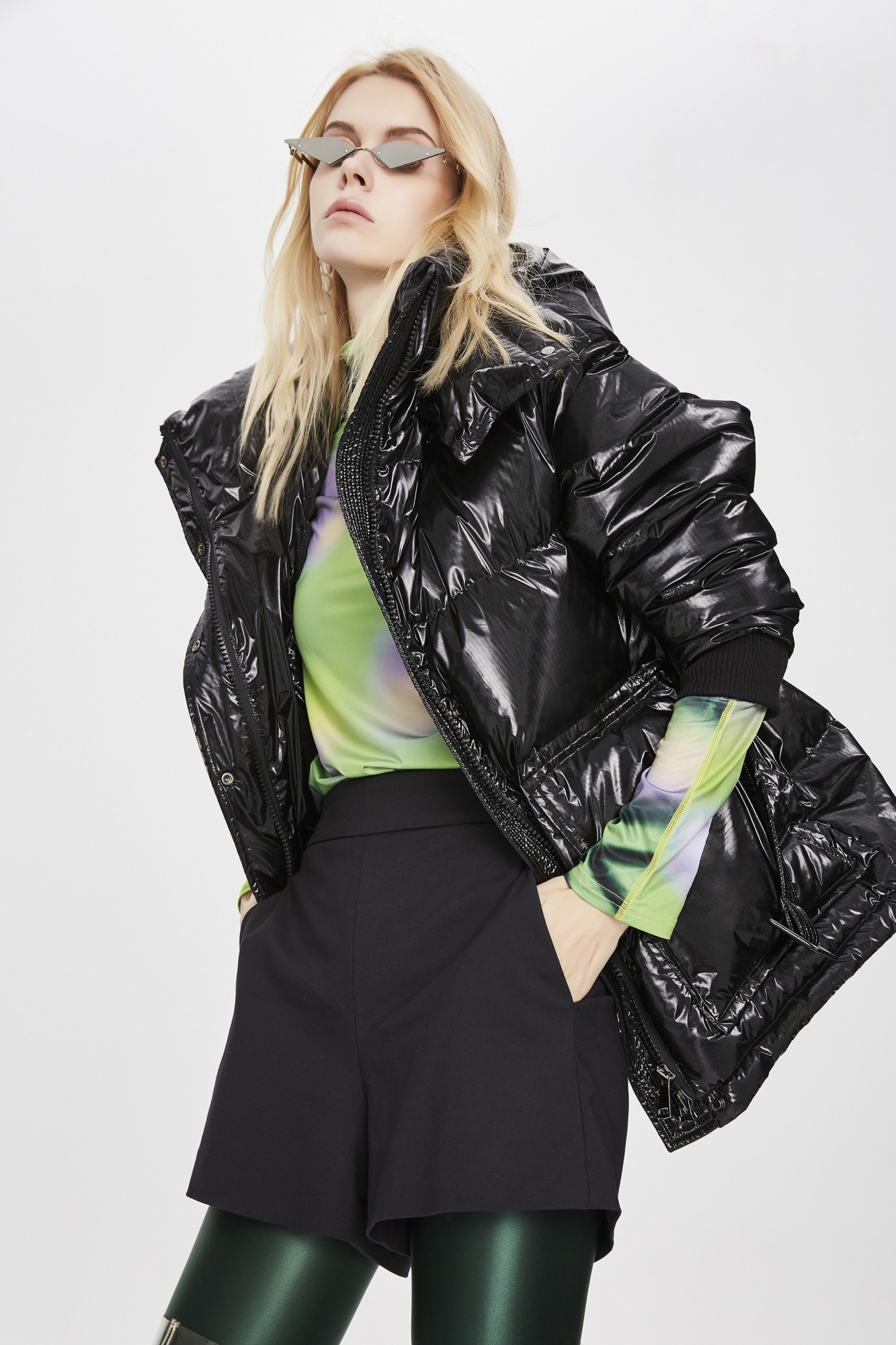 

Пуховик JAZZEVAR 7510 M Черный