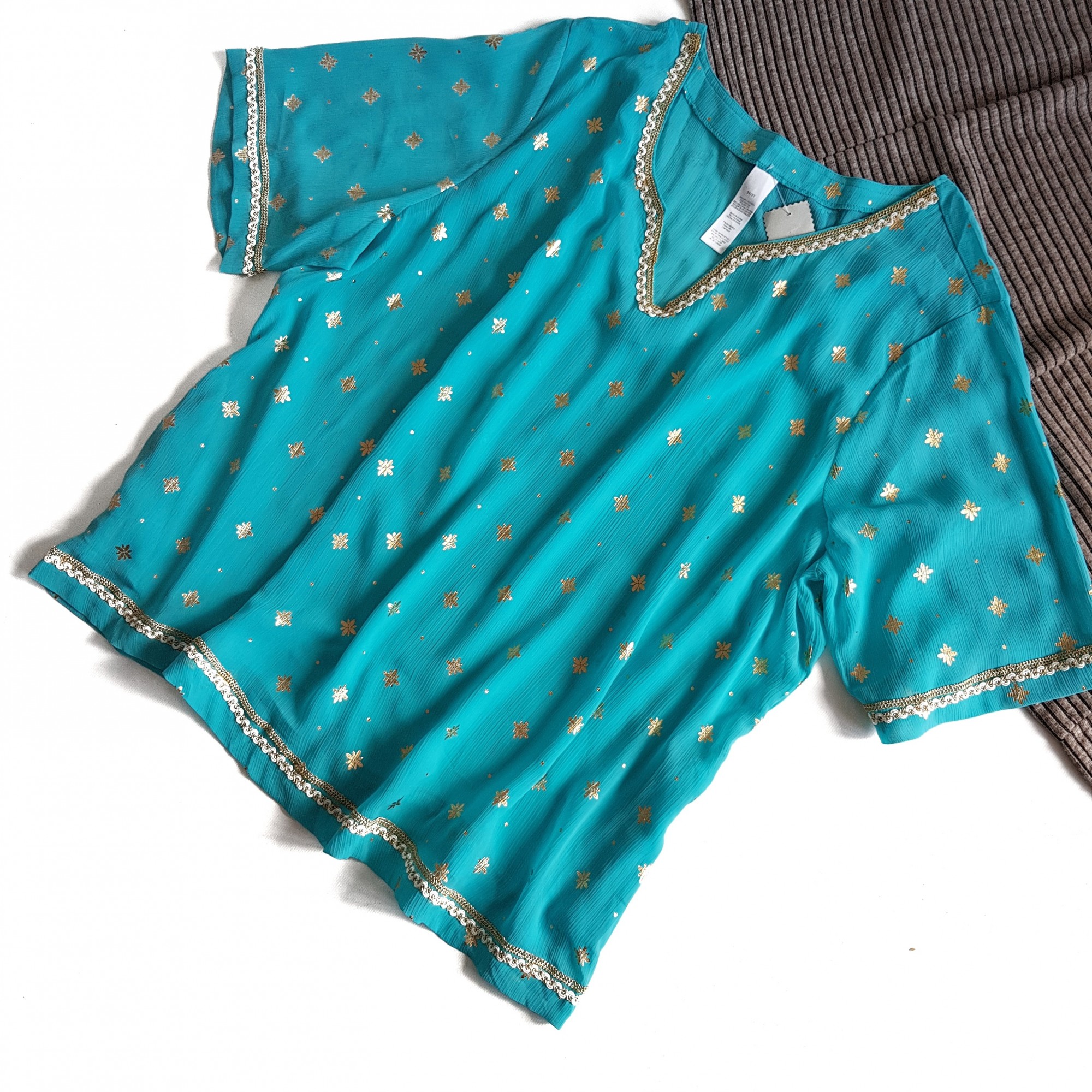 

Блуза накидка голубого цвета URBAN OUTFITTERS 818 3XL