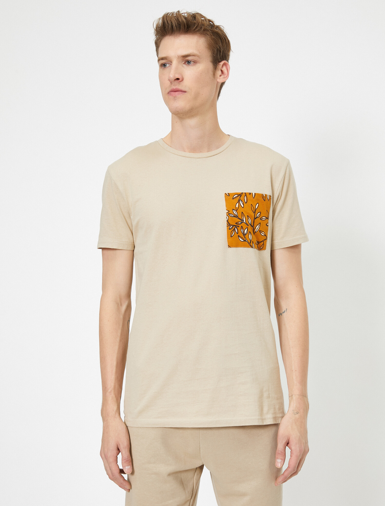 

Футболка Koton 0YAM11170LK-050 S Beige