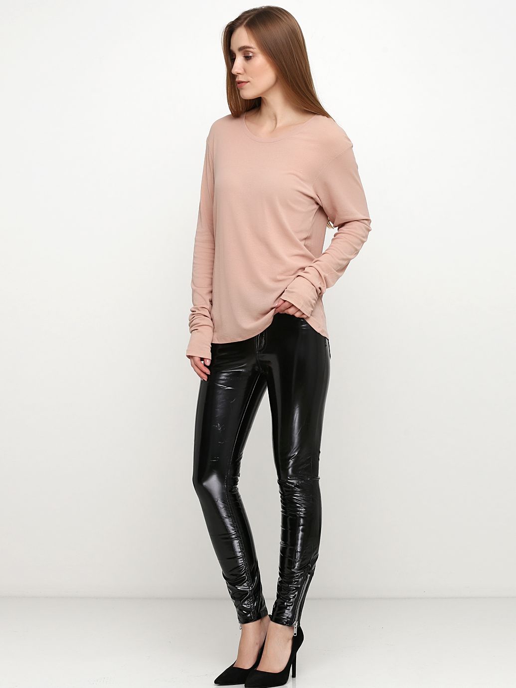 

Брюки H&M 4451764 32 Черные