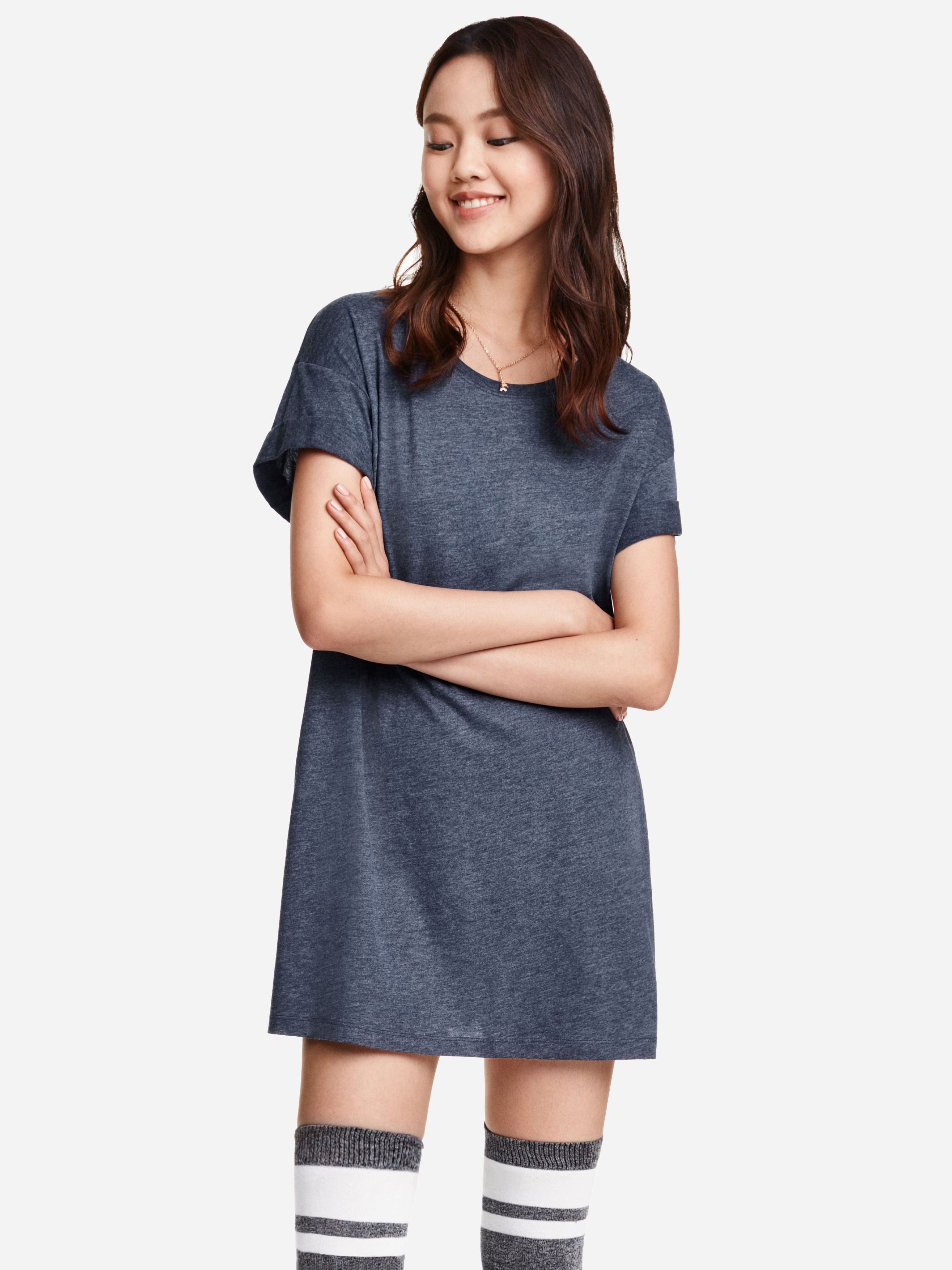 

Футболка H&M 2406703 L Темно-синяя