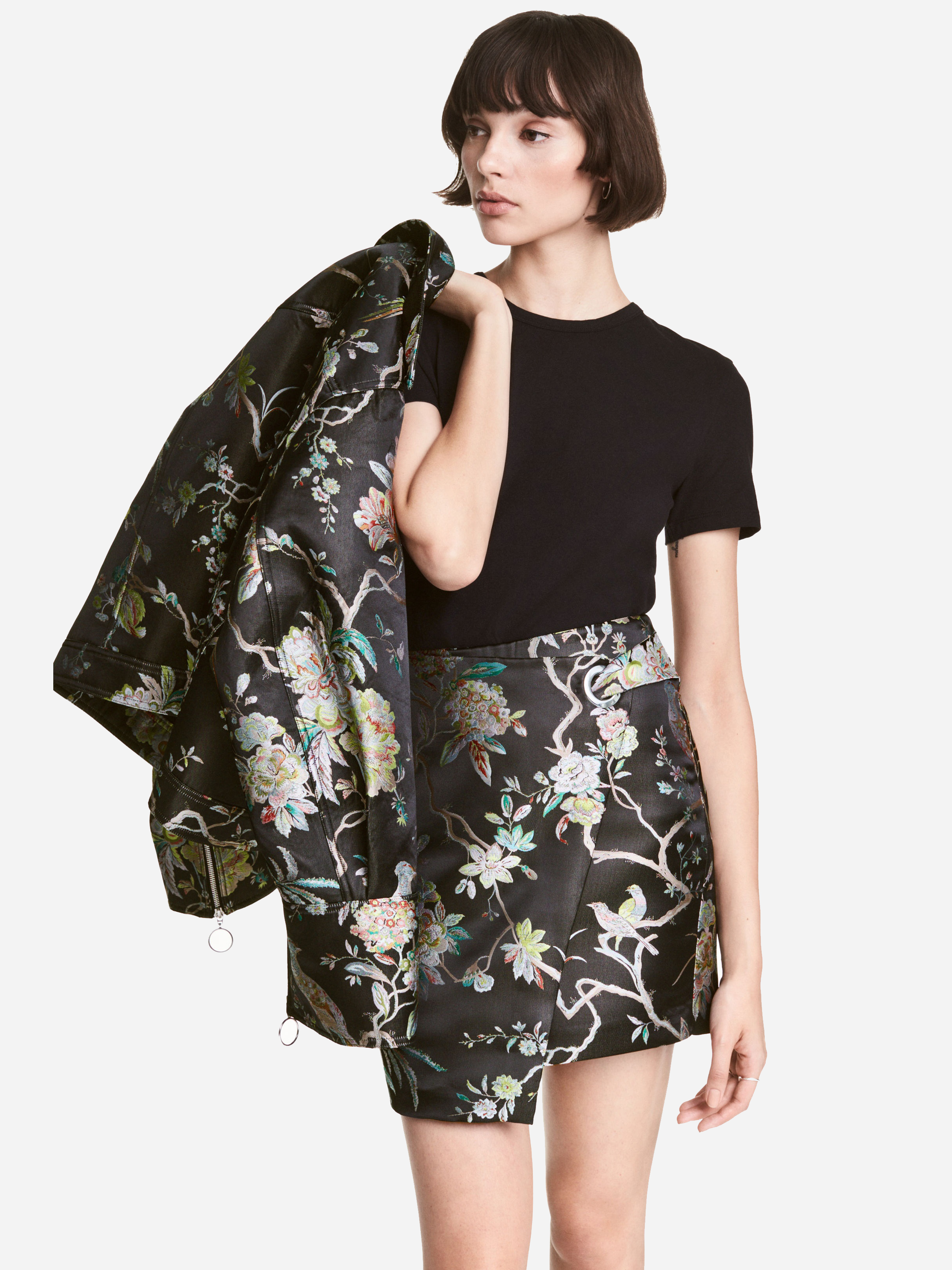 

Юбка H&M 4921325-AAUU 34 Черная