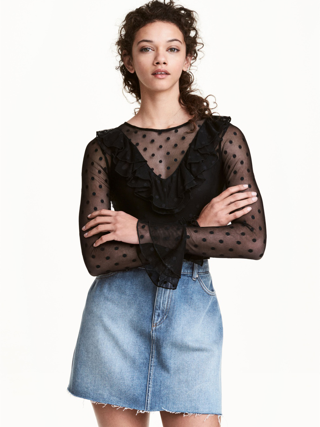 

Блузка H&M 0490900_черн S Черная