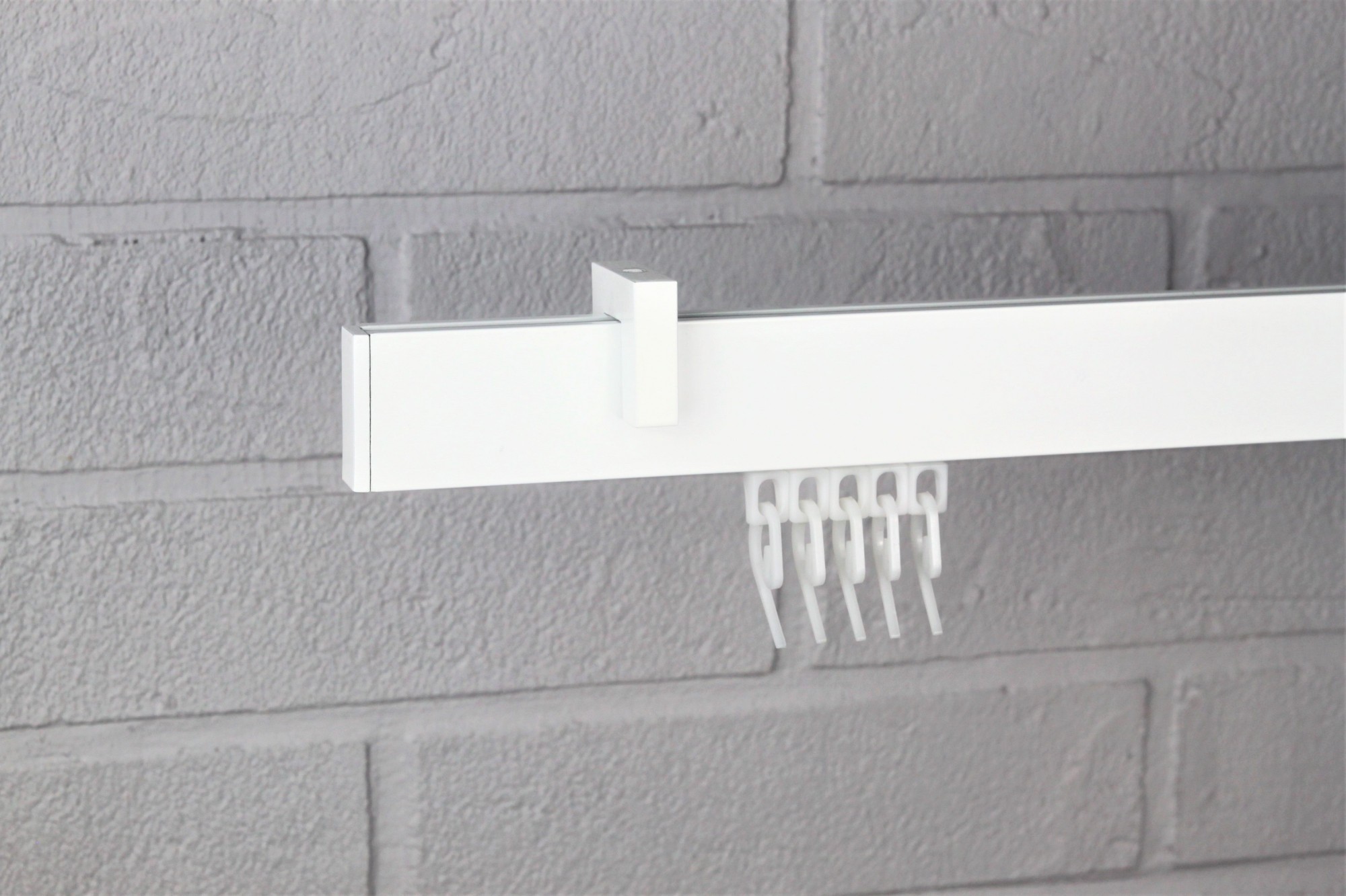 

Карниз стельовий 1-рядний Homs Decor Скарлайн 540 см Білий.