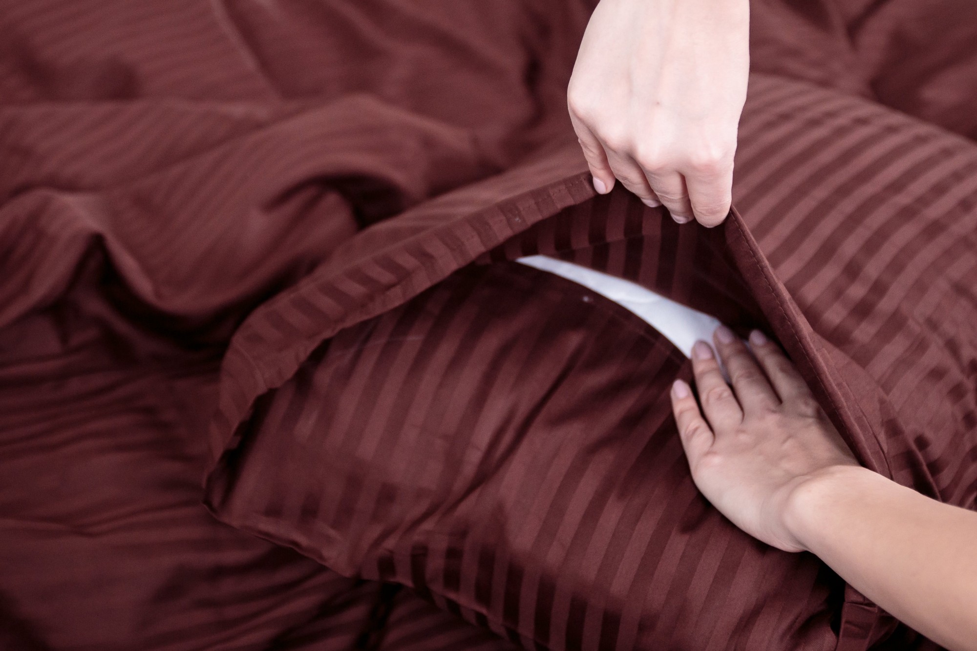 

Постельное бельё Textile Hygge сатин страйп 150х220 шоколад 173312001