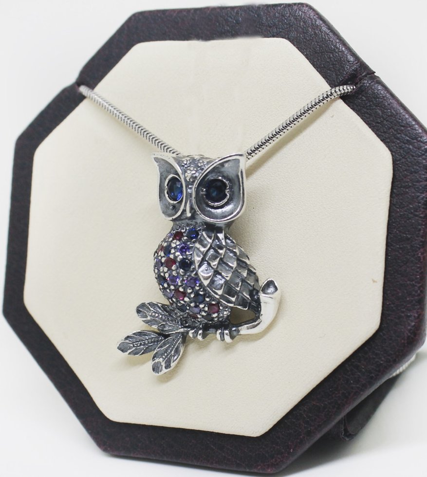 

Кулон серебряный с фианитом "Геката" 6,77 г