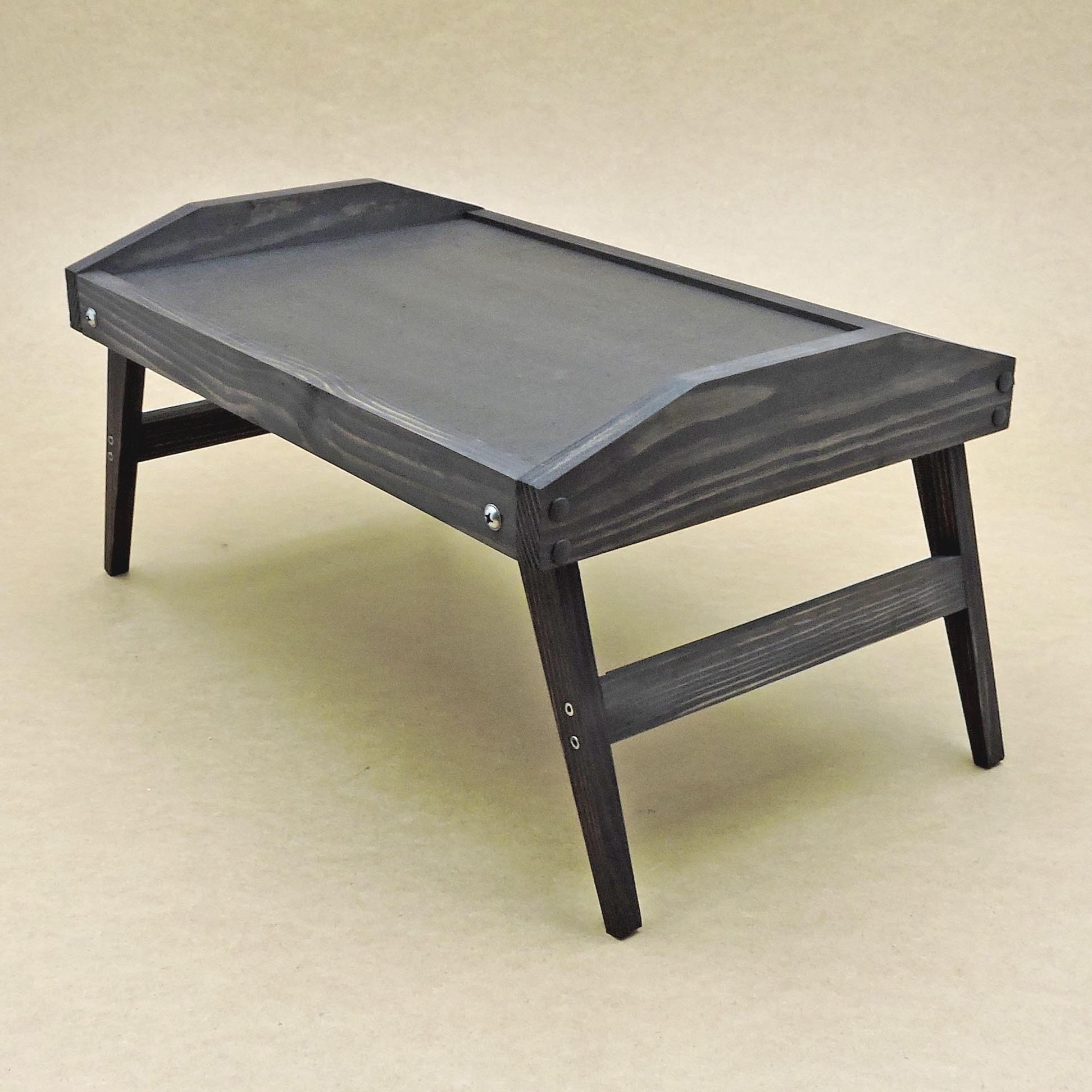 

Прикроватный столик-поднос из натурального дерева IZD Колорадо 55х36х21 см Венге СТП-005112