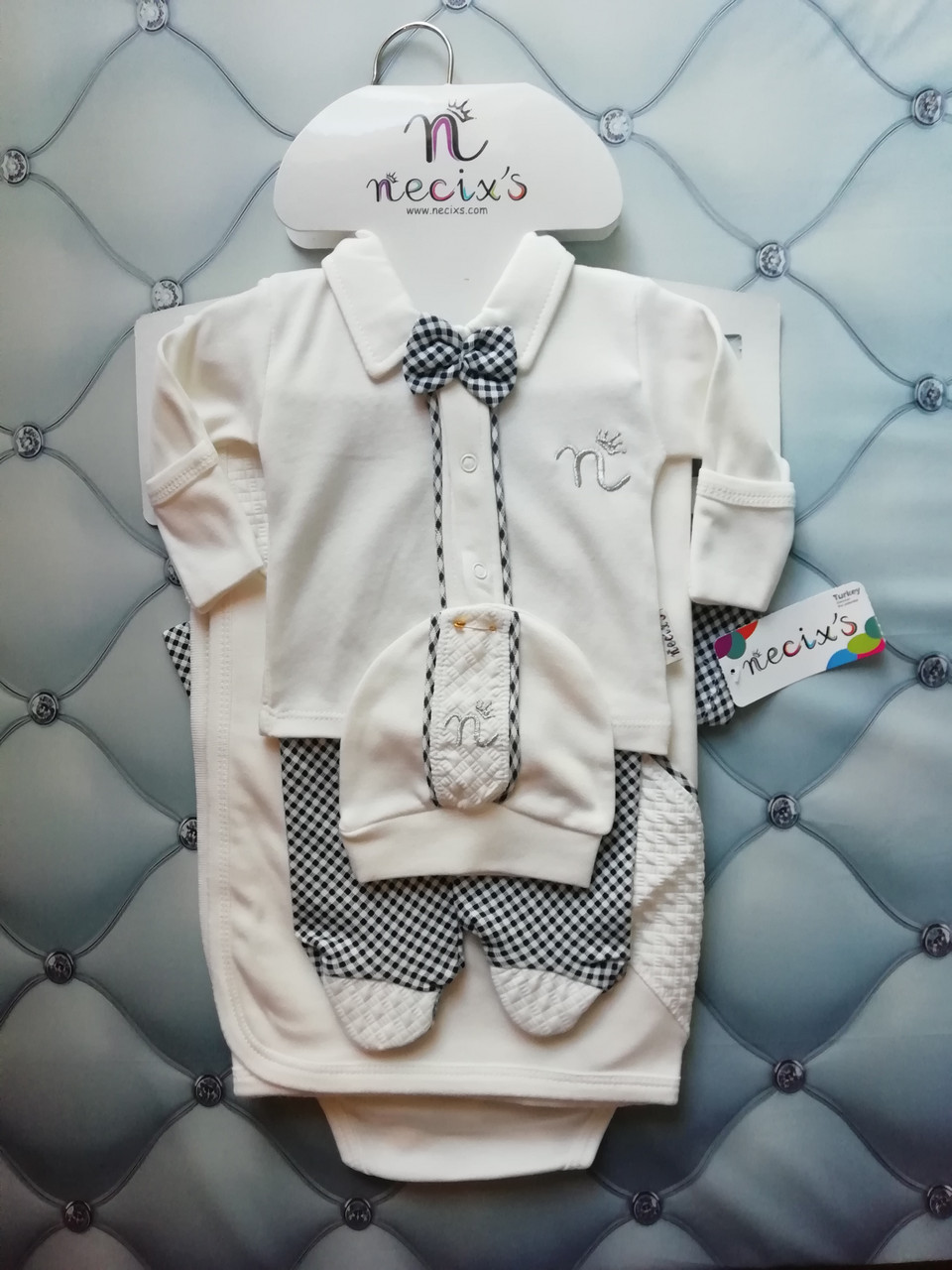 

Костюм новорожденному мальчику Стиляга с пледом 50-56 см Necix's молочный с синим