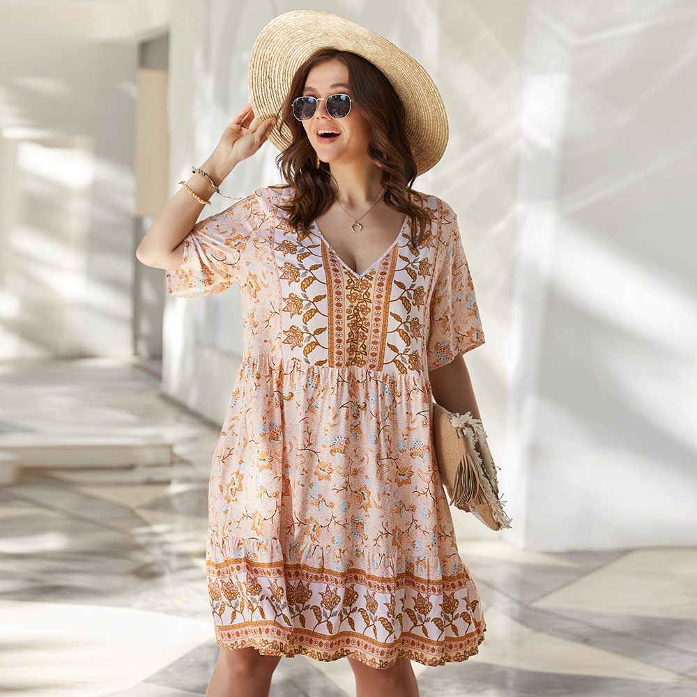 

Платье женское с пышной юбкой Orange flowers Berni Fashion PLUS (XL) Персиковый