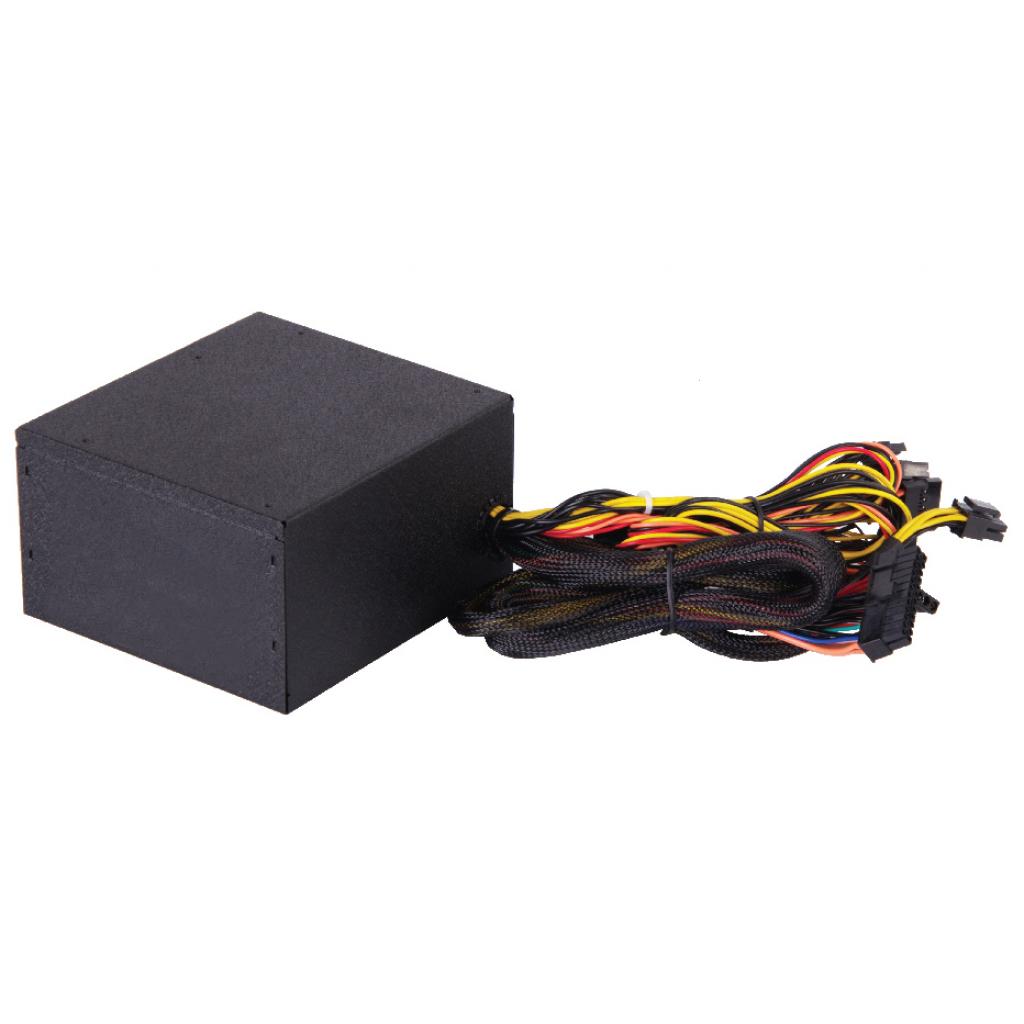 

Блок питания QUBE 750W (QBC-CSB-750W-80B)