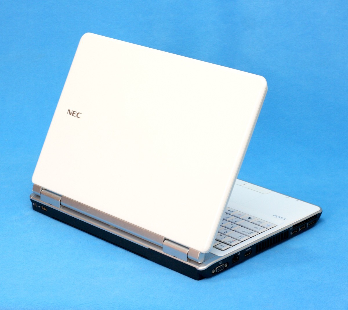 ノートパソコン NEC LaVie PC-LL750DS3EW NEC LaVie PC-LL750DS3EW