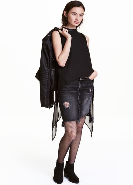 

Блуза H&M 44 Черная (1089-074)